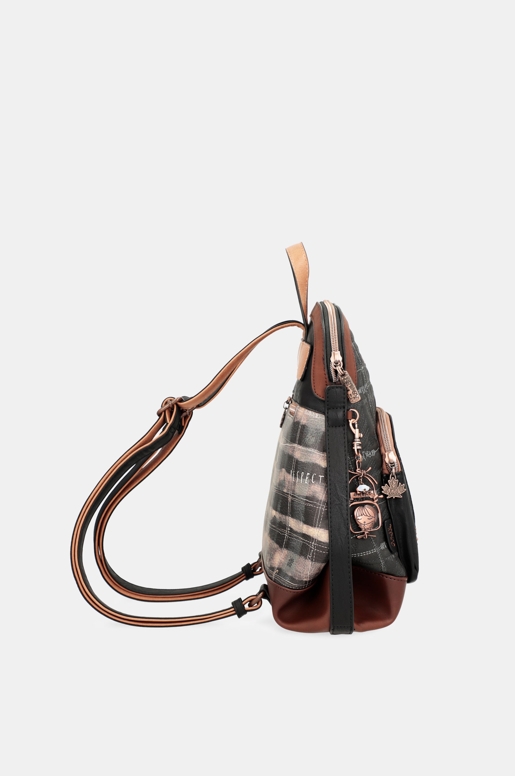 Mochila de paseo negra Wild
