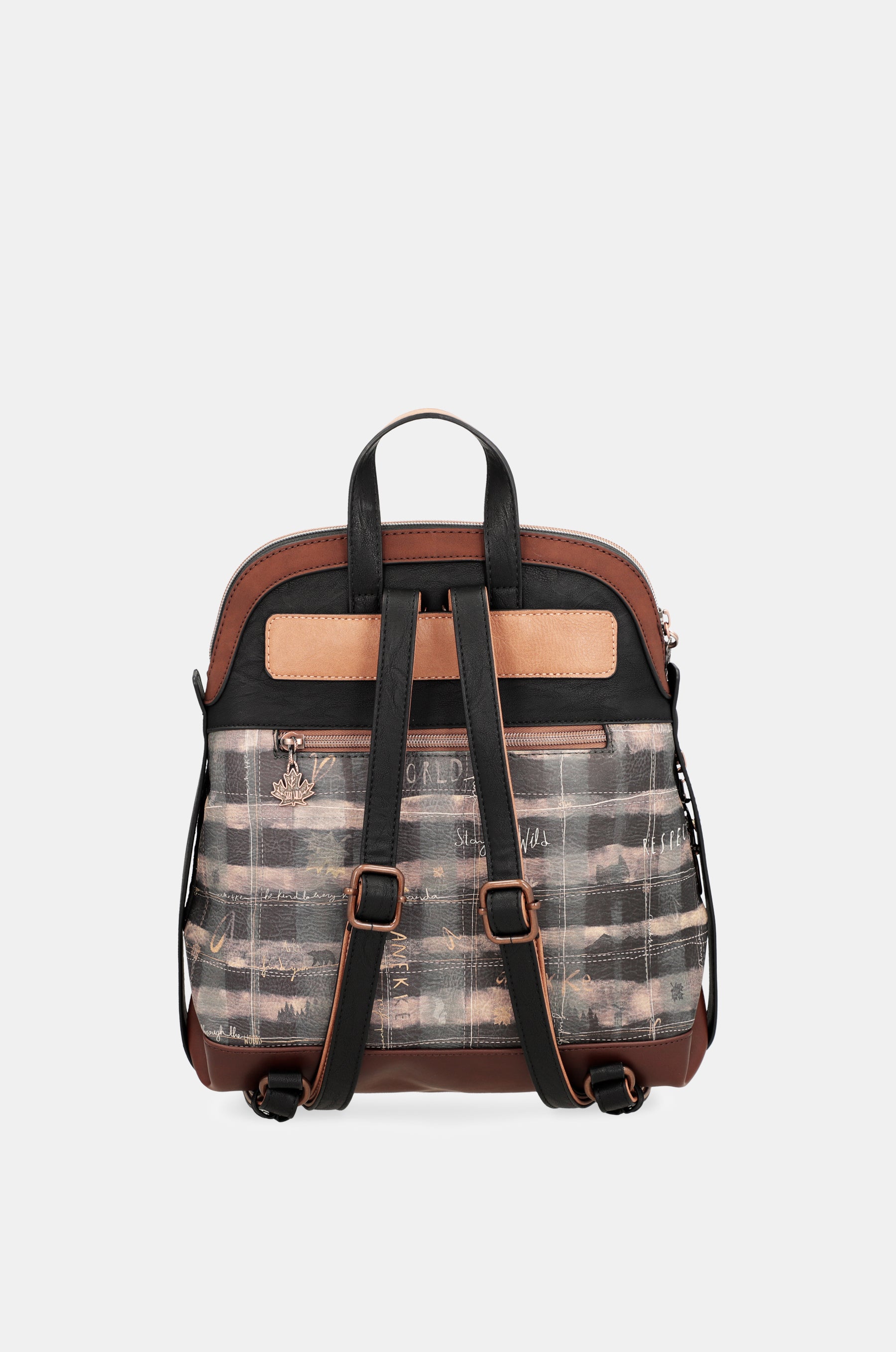 Mochila de paseo negra Wild