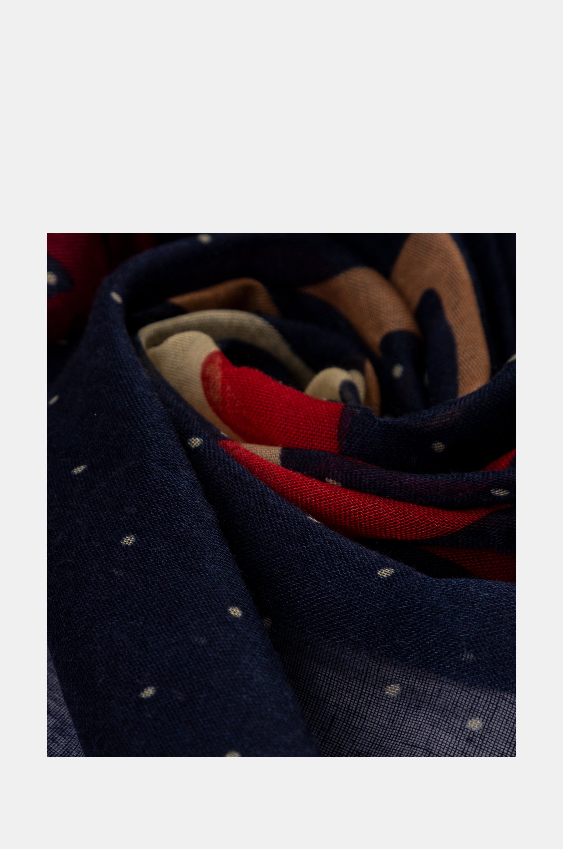 Pañuelo azul marino estampado Kene