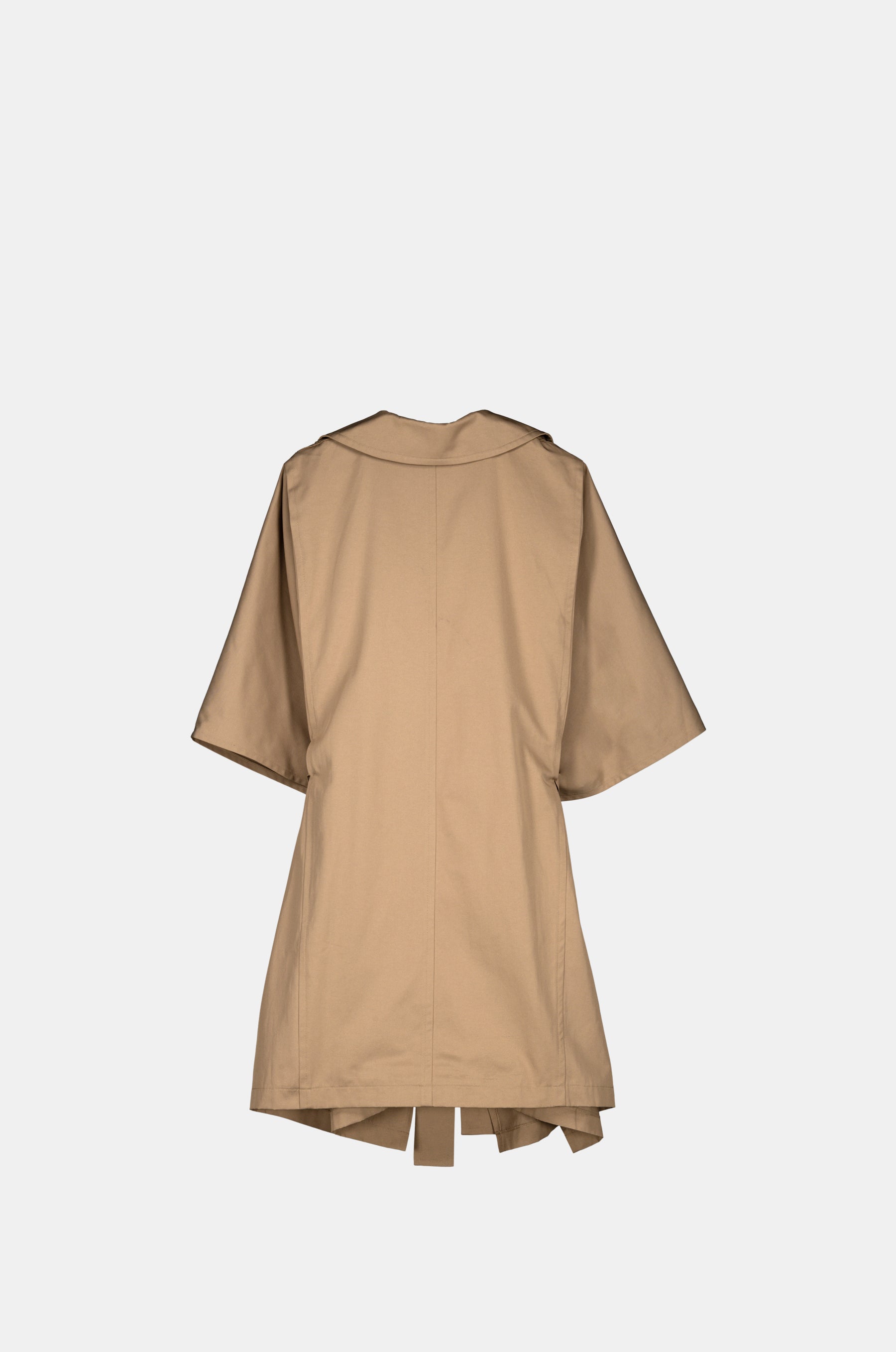 Gabardina estilo capa beige