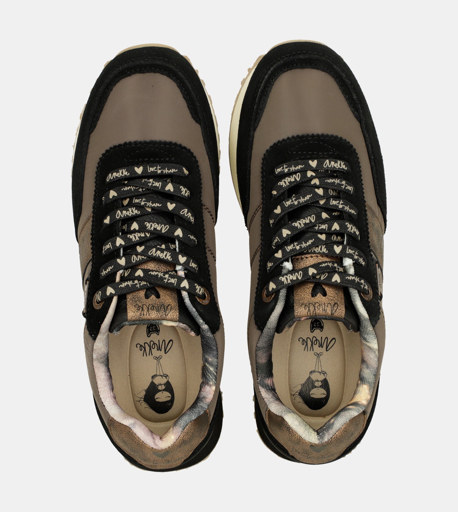 Deportivo marrón Urban