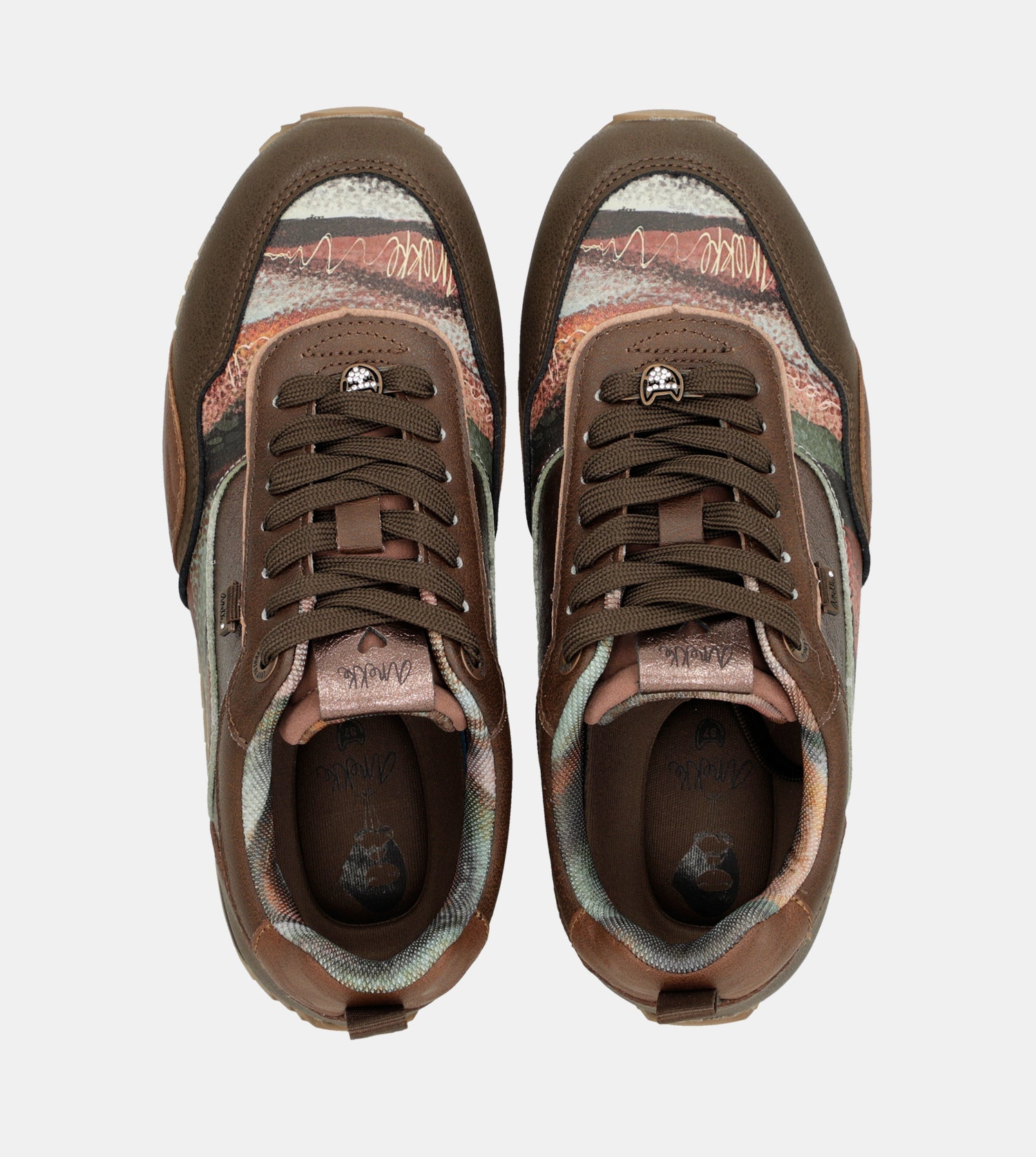 Deportivos estampados Travel