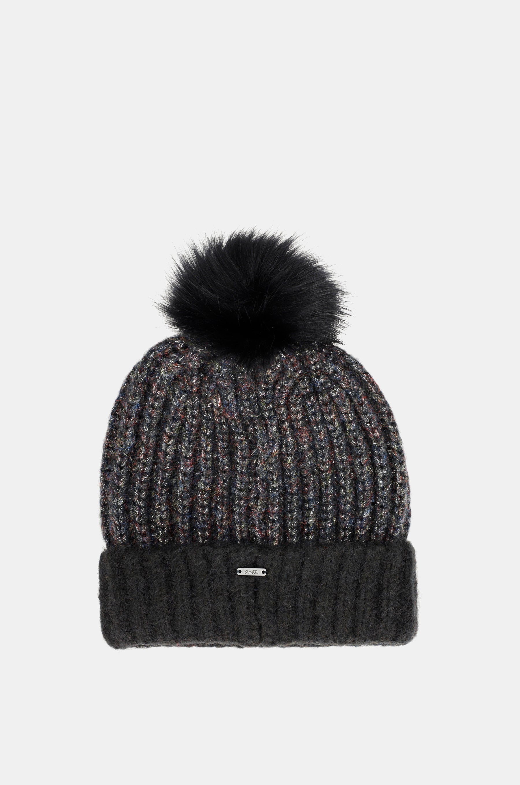 Gorro de punto con pompón negro