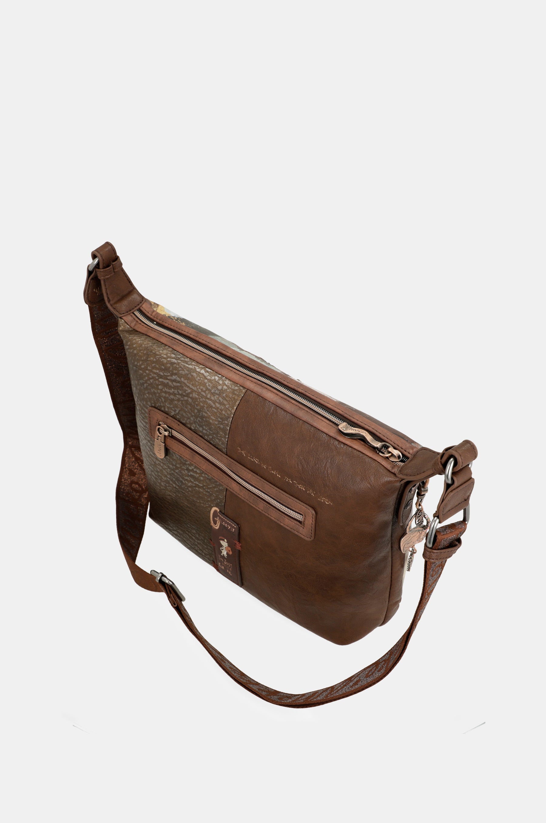 Bandolera grande con bolsillos Outer