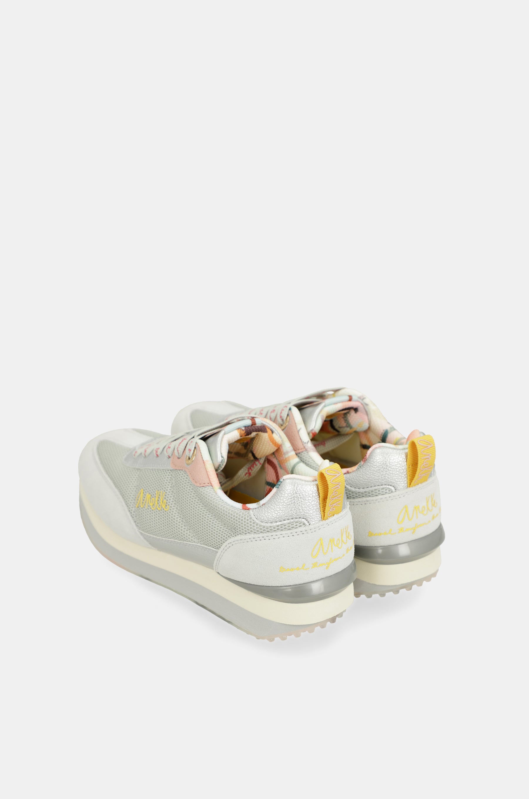 Deportivos plata Original