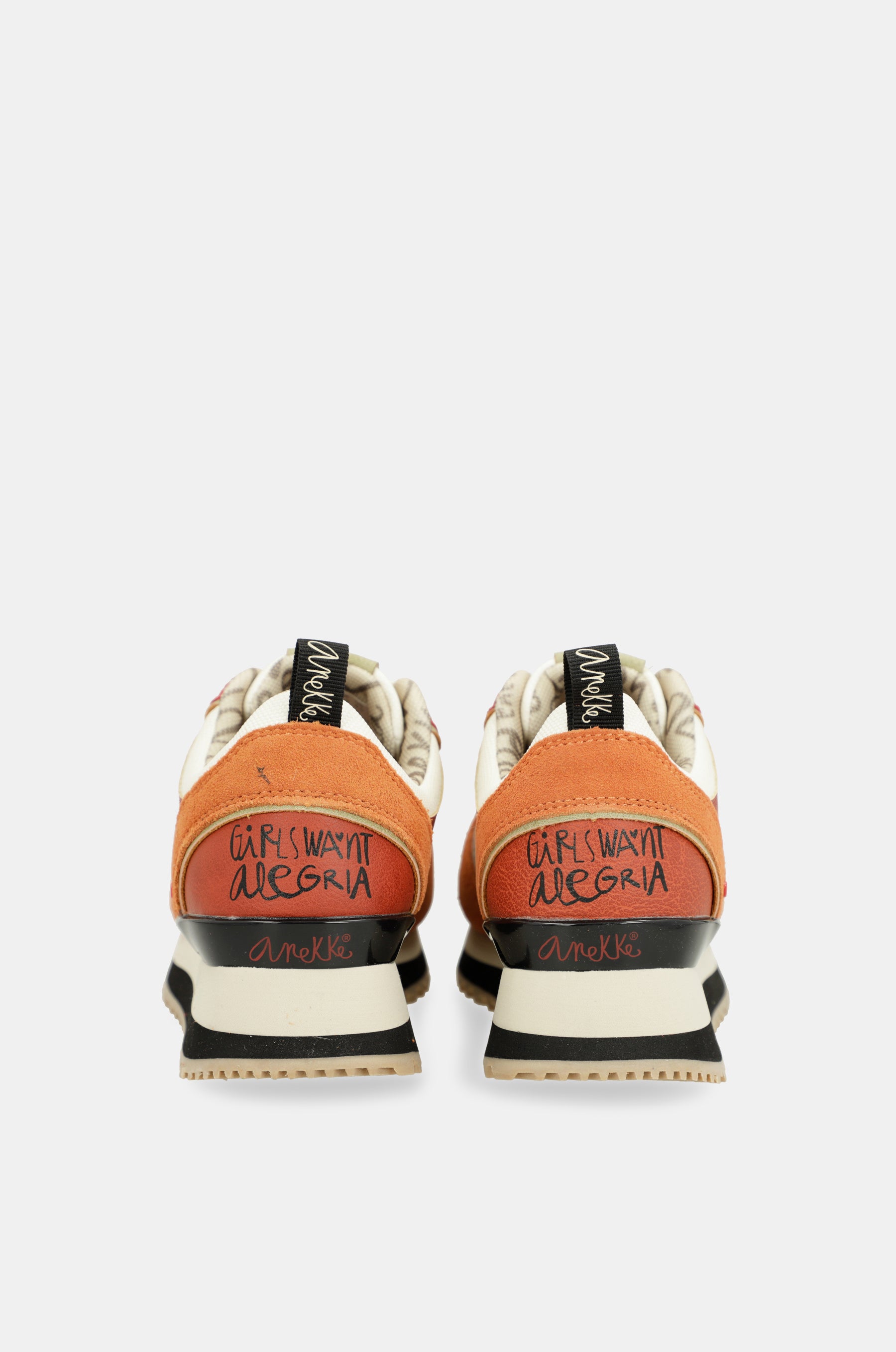 Deportivos plataforma rojos