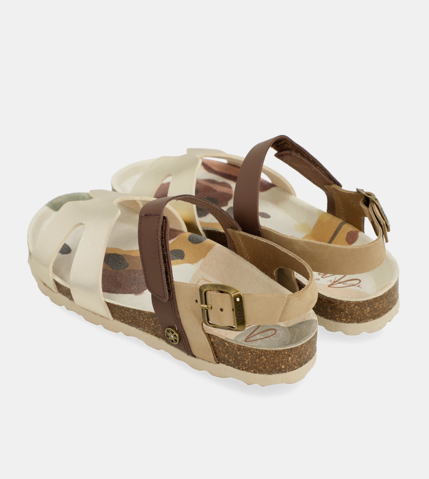 Sandalias oro y marrón