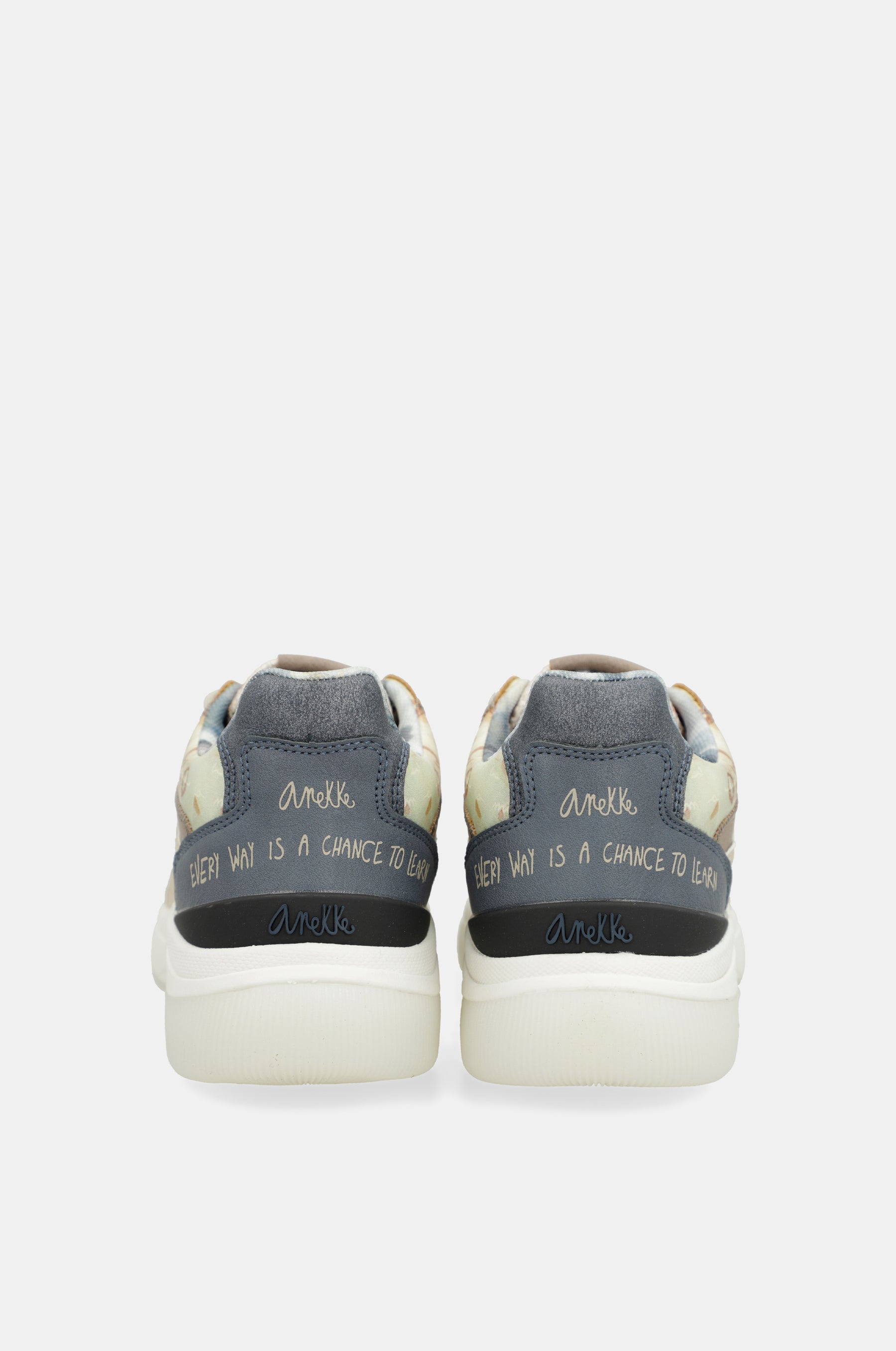 Deportivos beige Memories