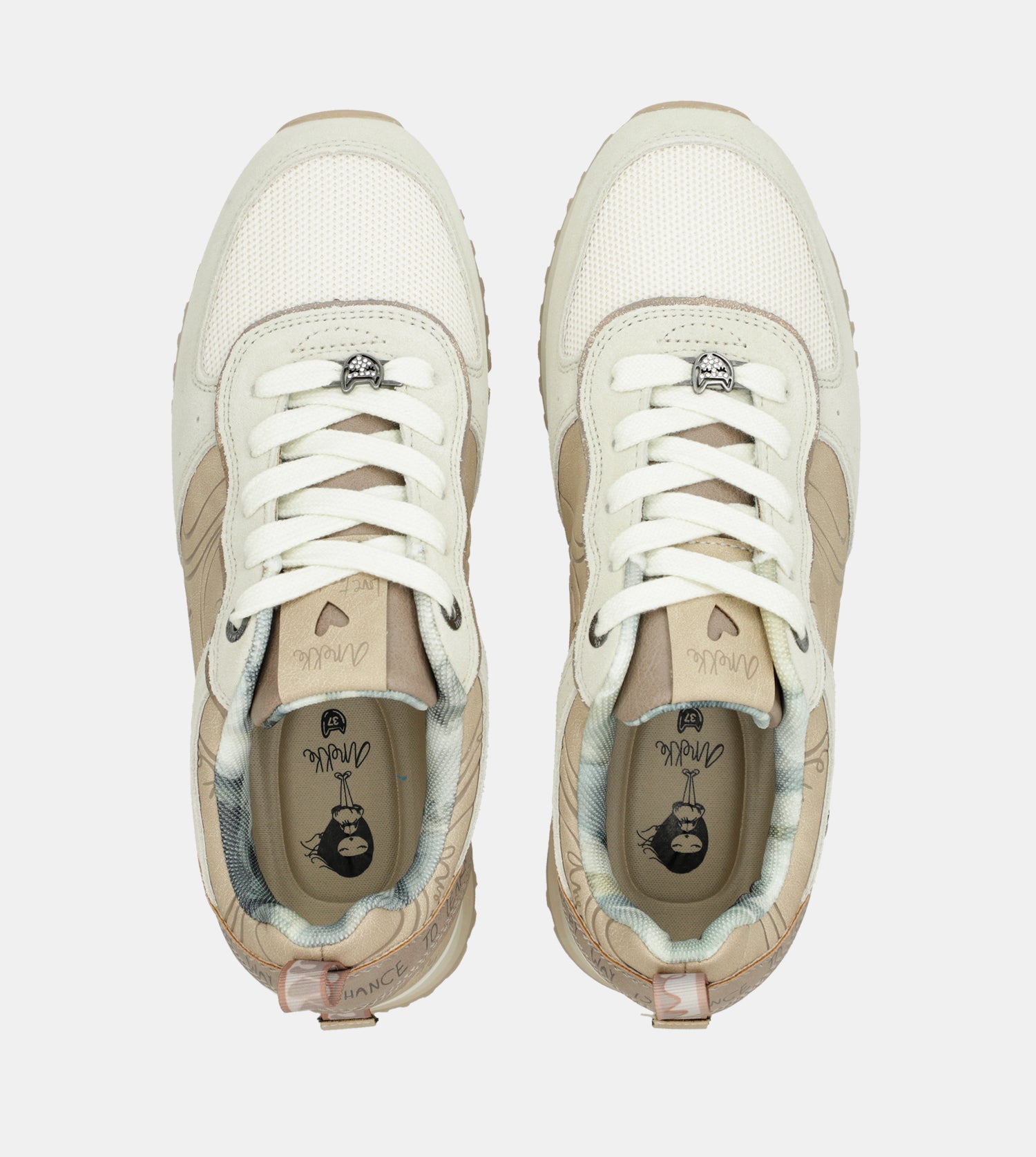 Deportivos plataforma beige