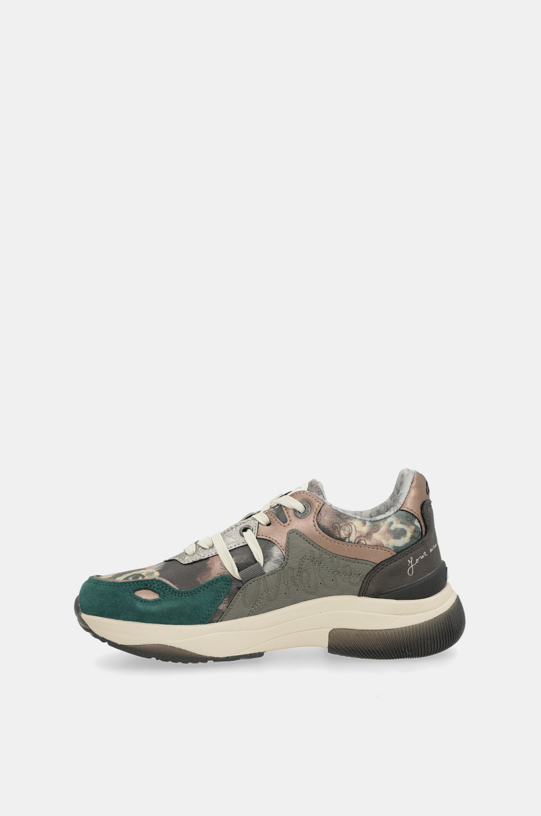 Deportivos verde estampados Manifesto
