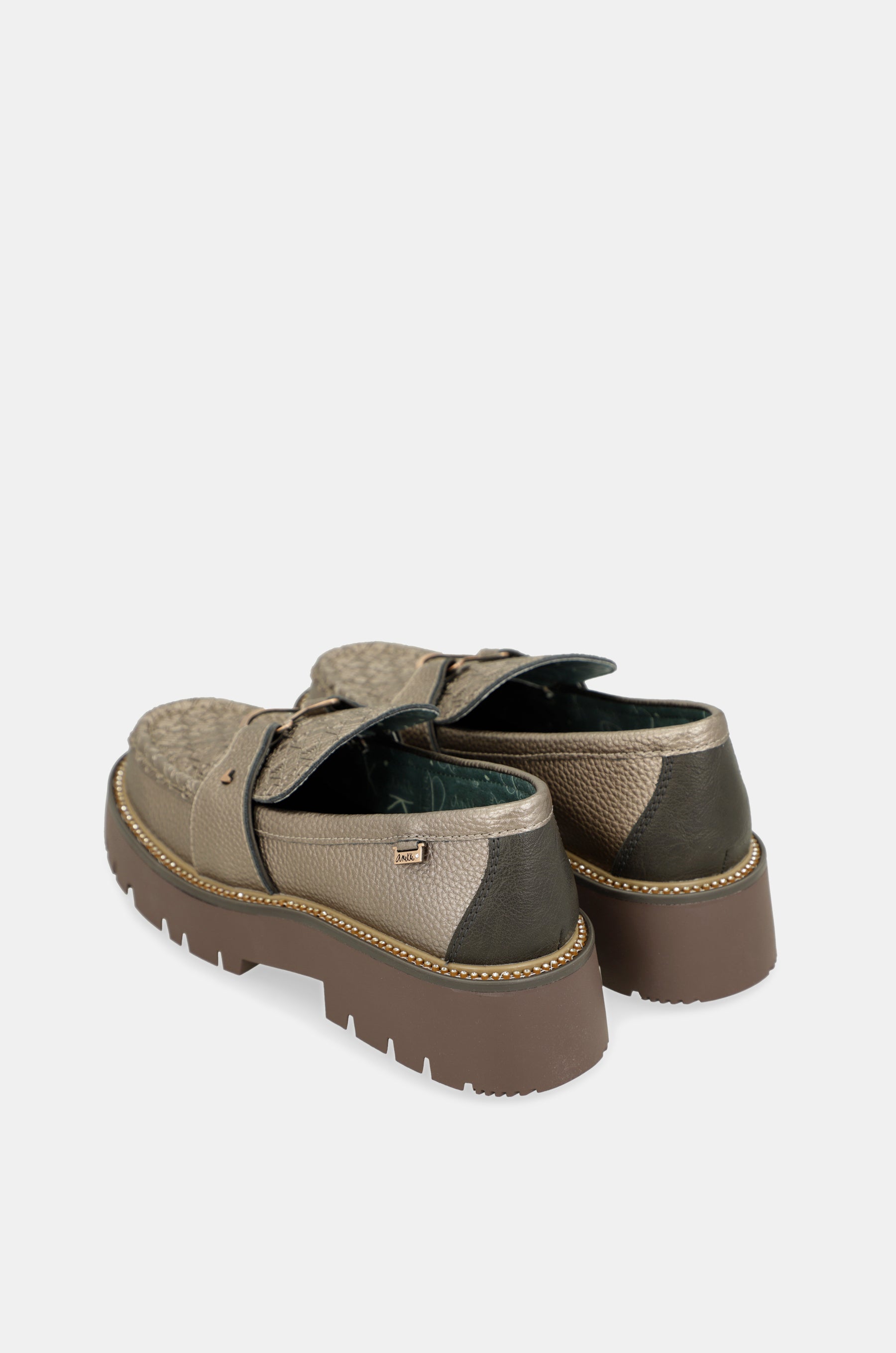 Mocasines Towanda dorados