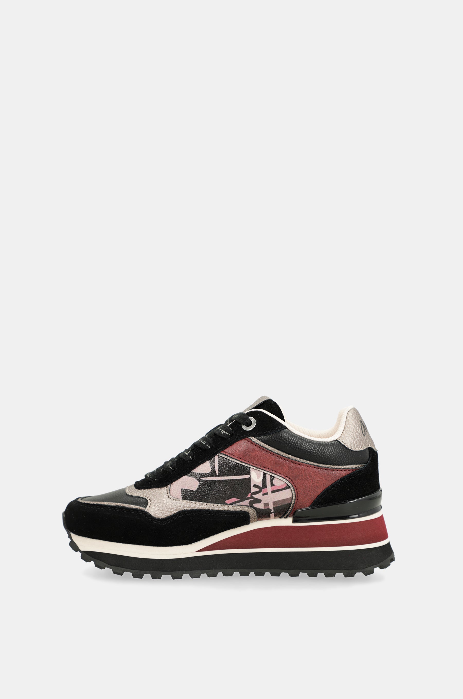 Deportivos plataforma negro estampado