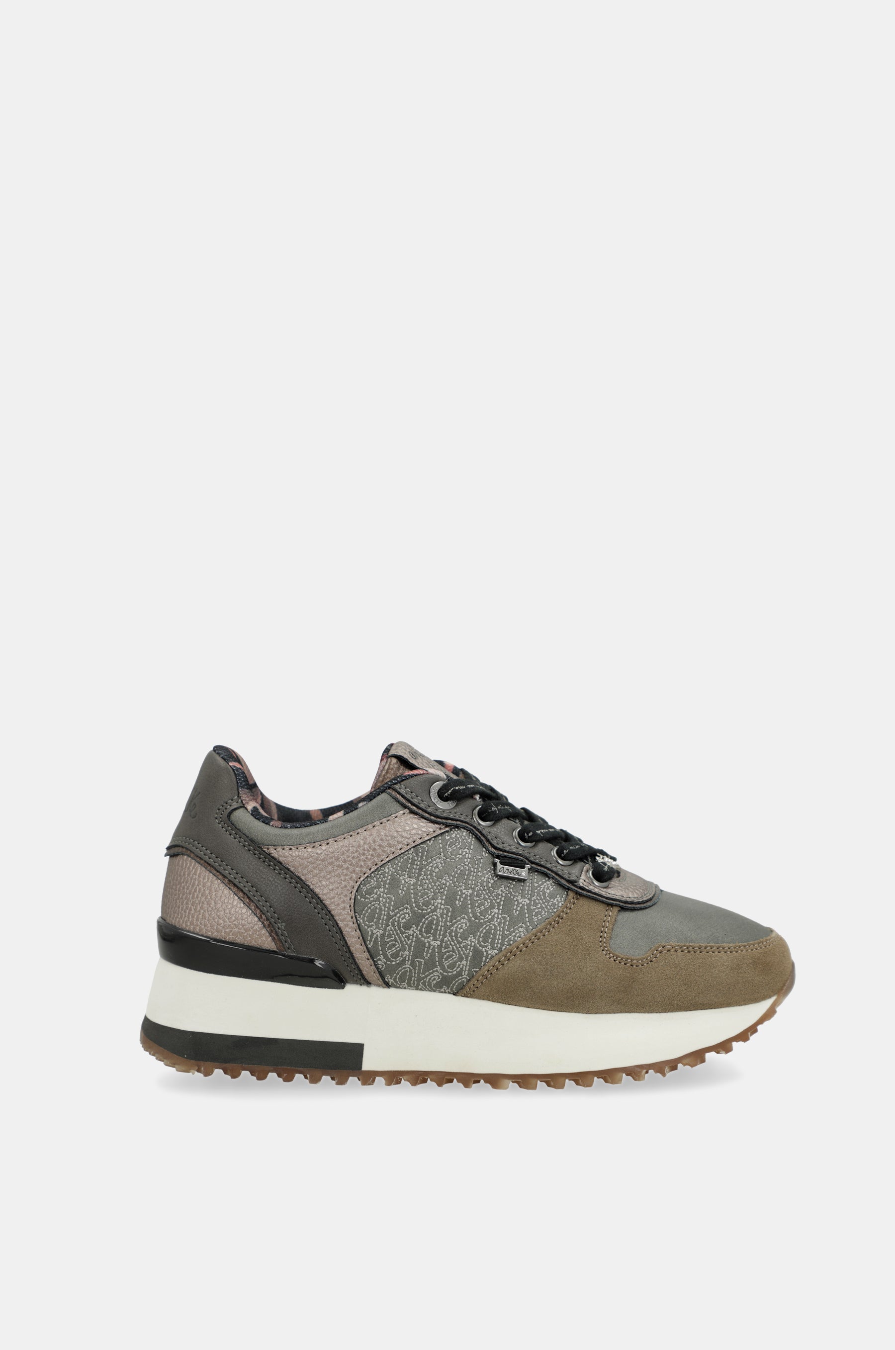 Deportivos plataforma taupe