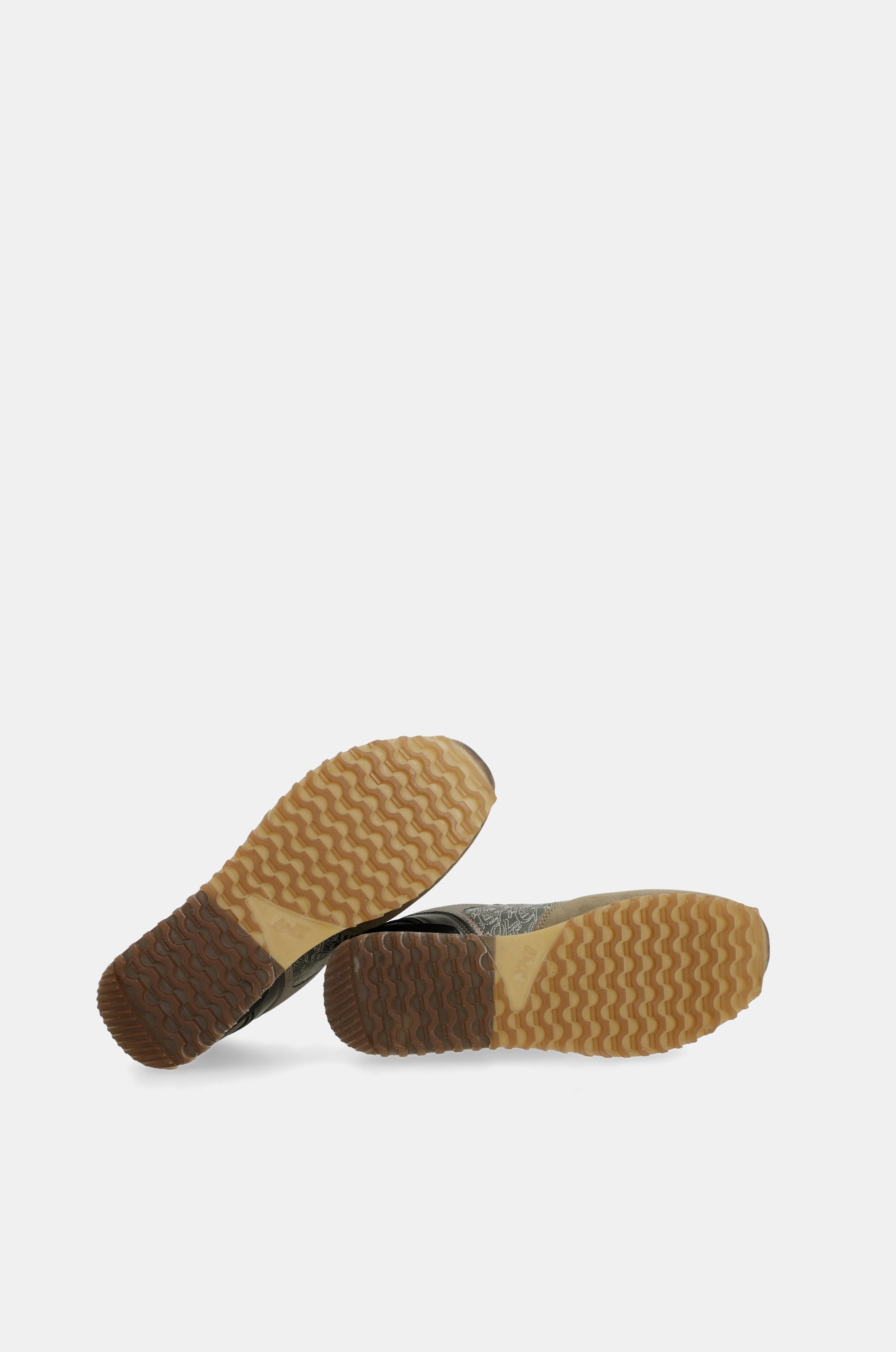 Deportivos plataforma taupe