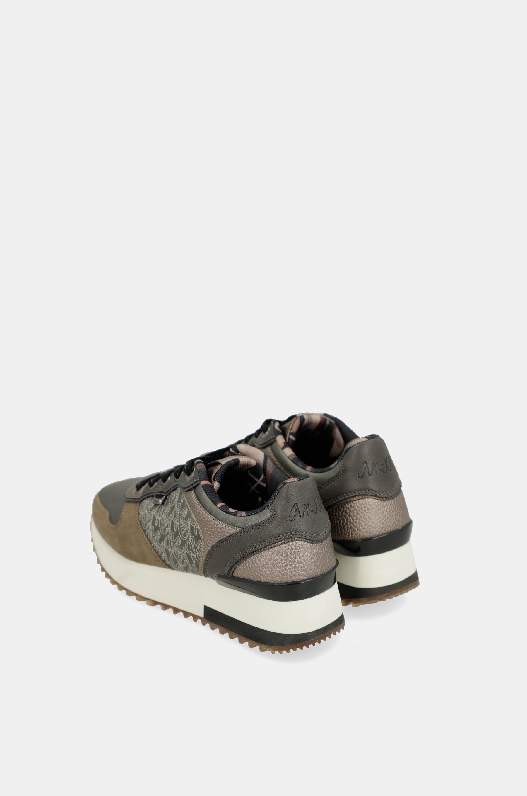 Deportivos plataforma taupe
