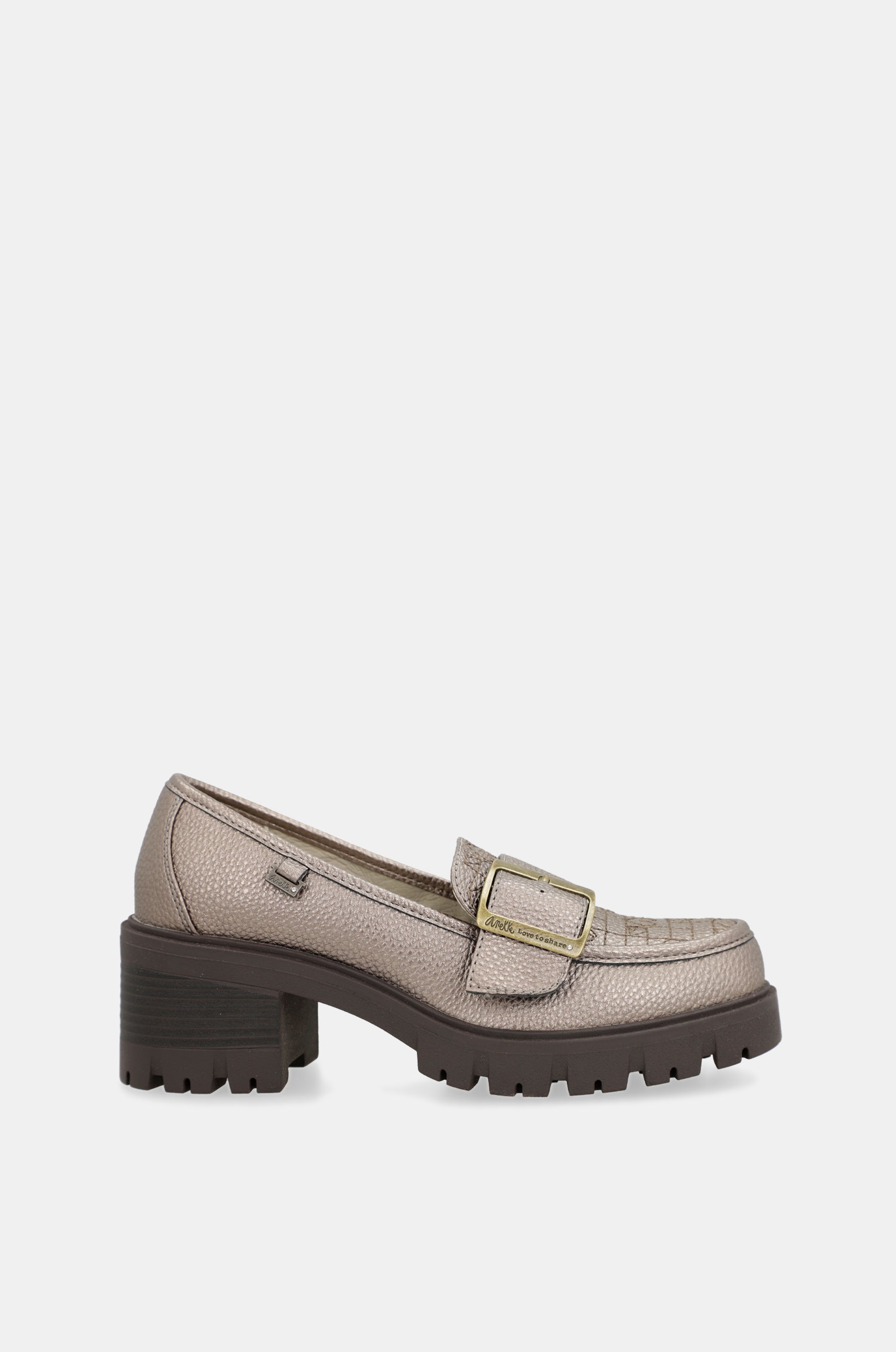 Mocasines dorados