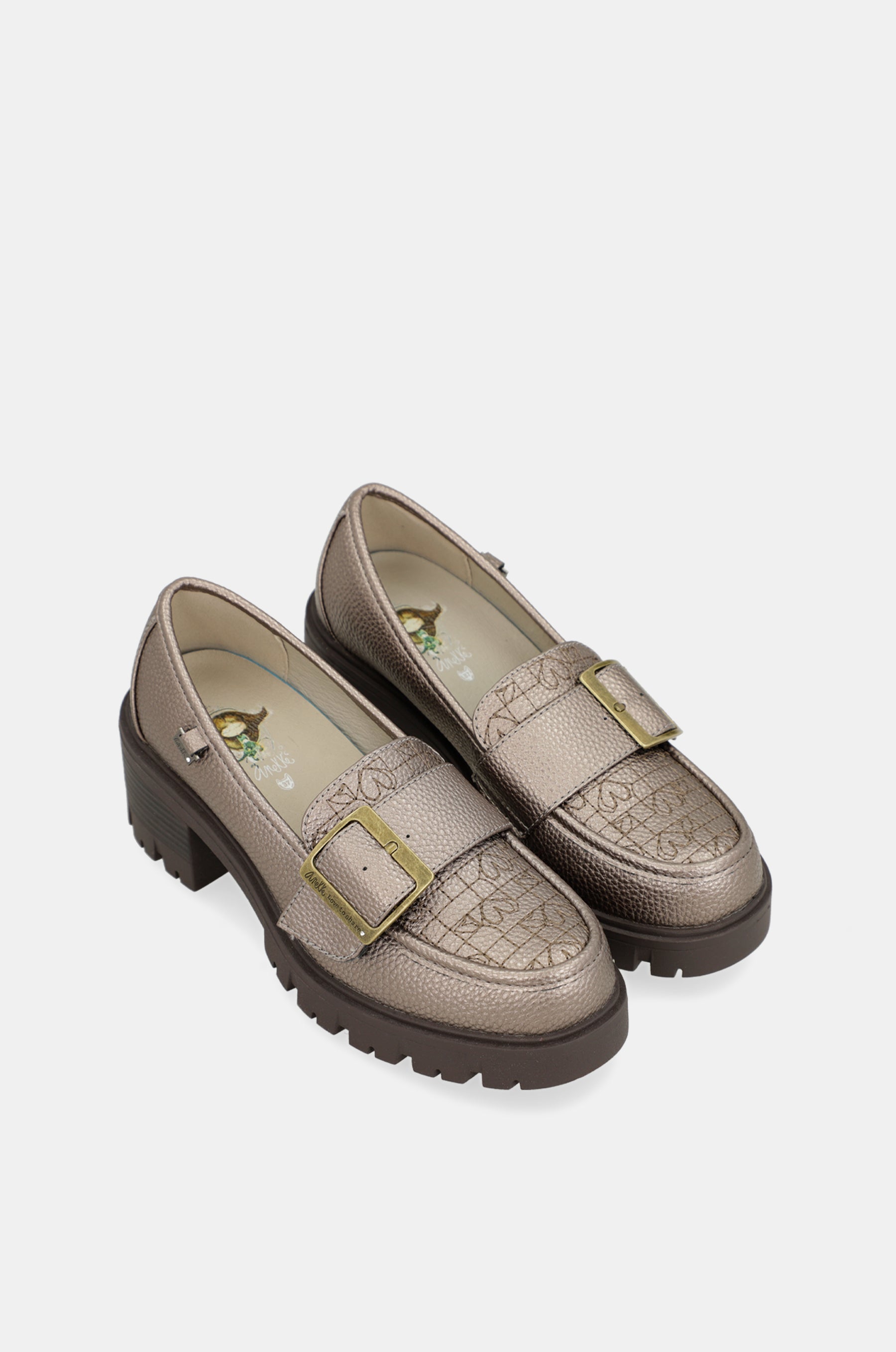 Mocasines dorados