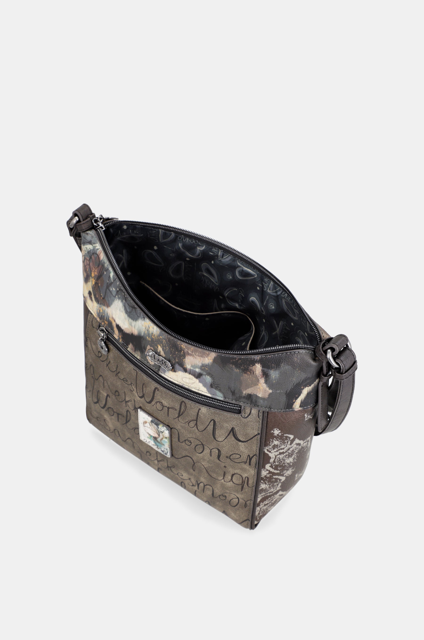 Bandolera grande Manifesto