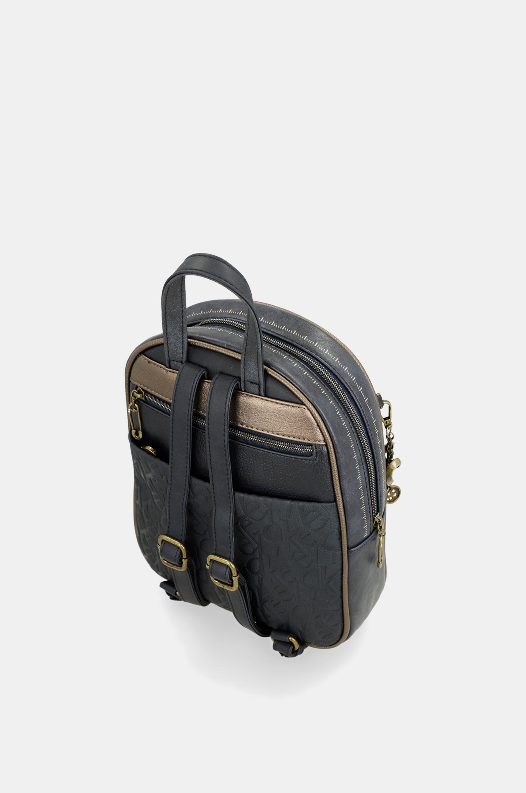 Mochila con bolsillo frontal Studio