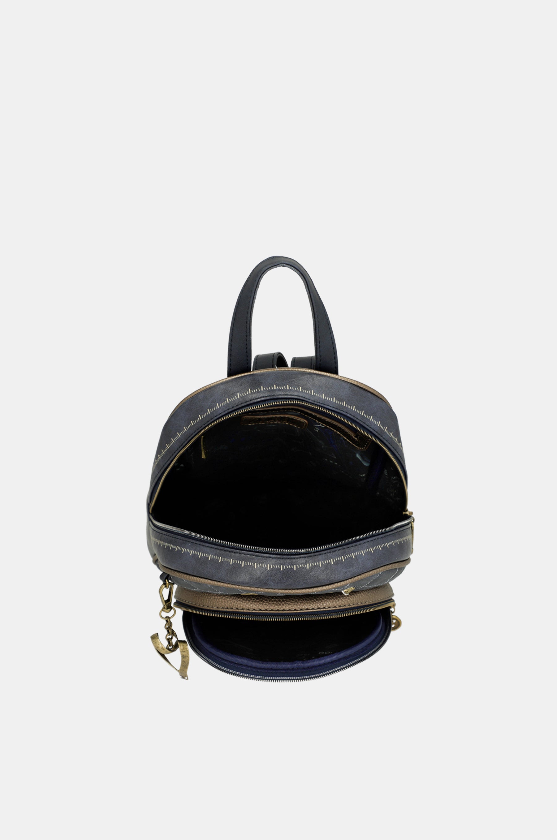 Mochila con bolsillo frontal Studio