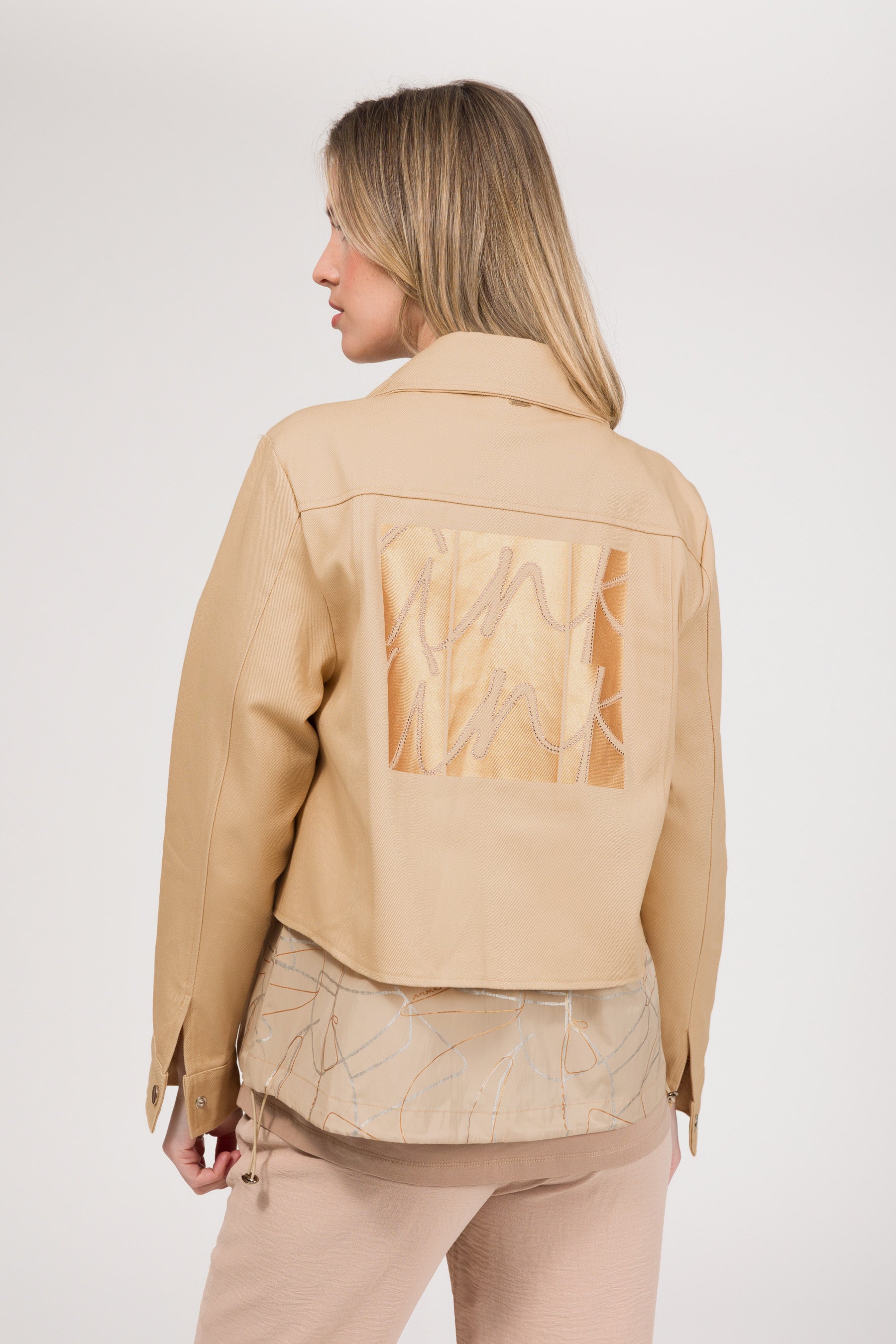 Chaqueta beige