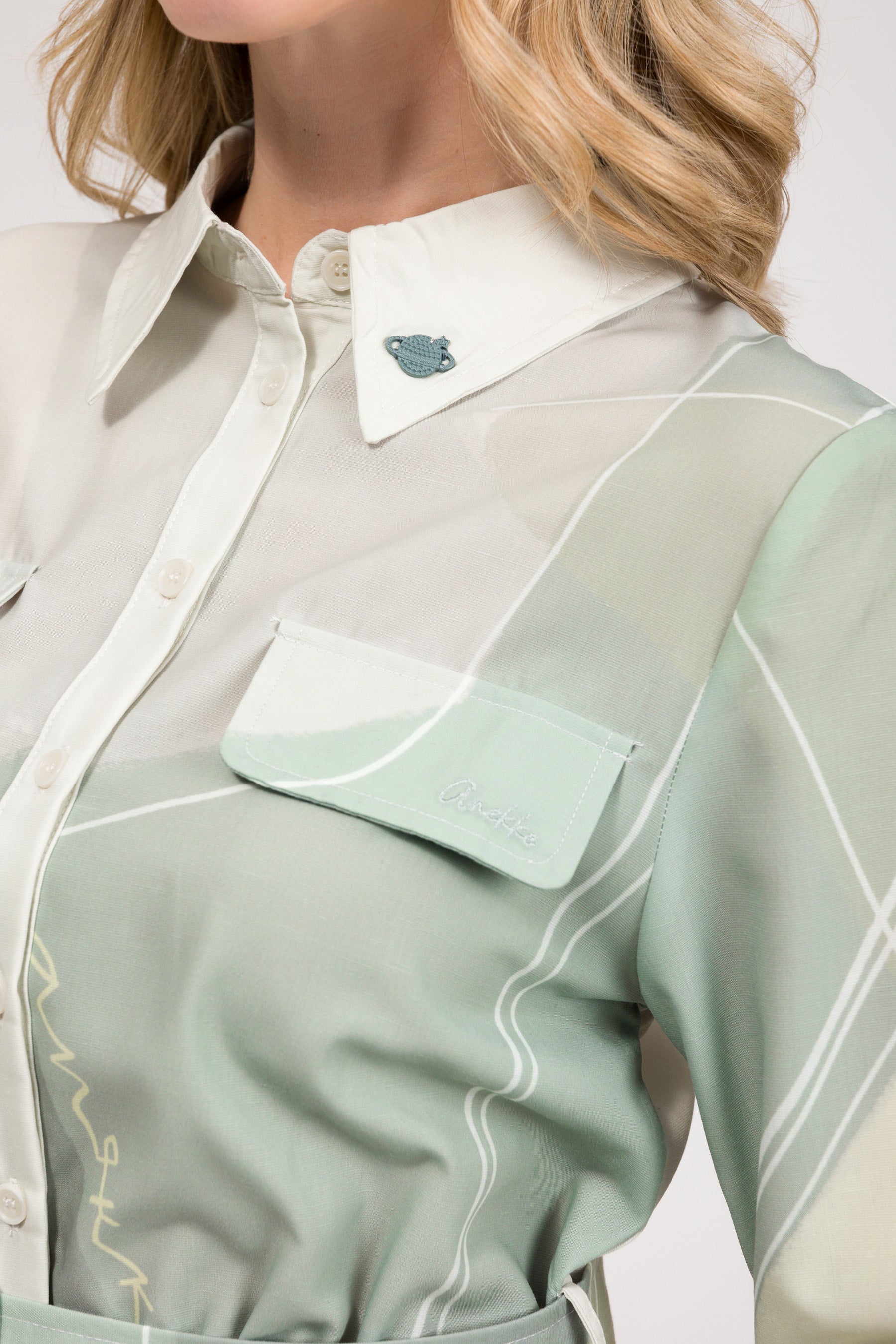 Vestido de manga larga verde