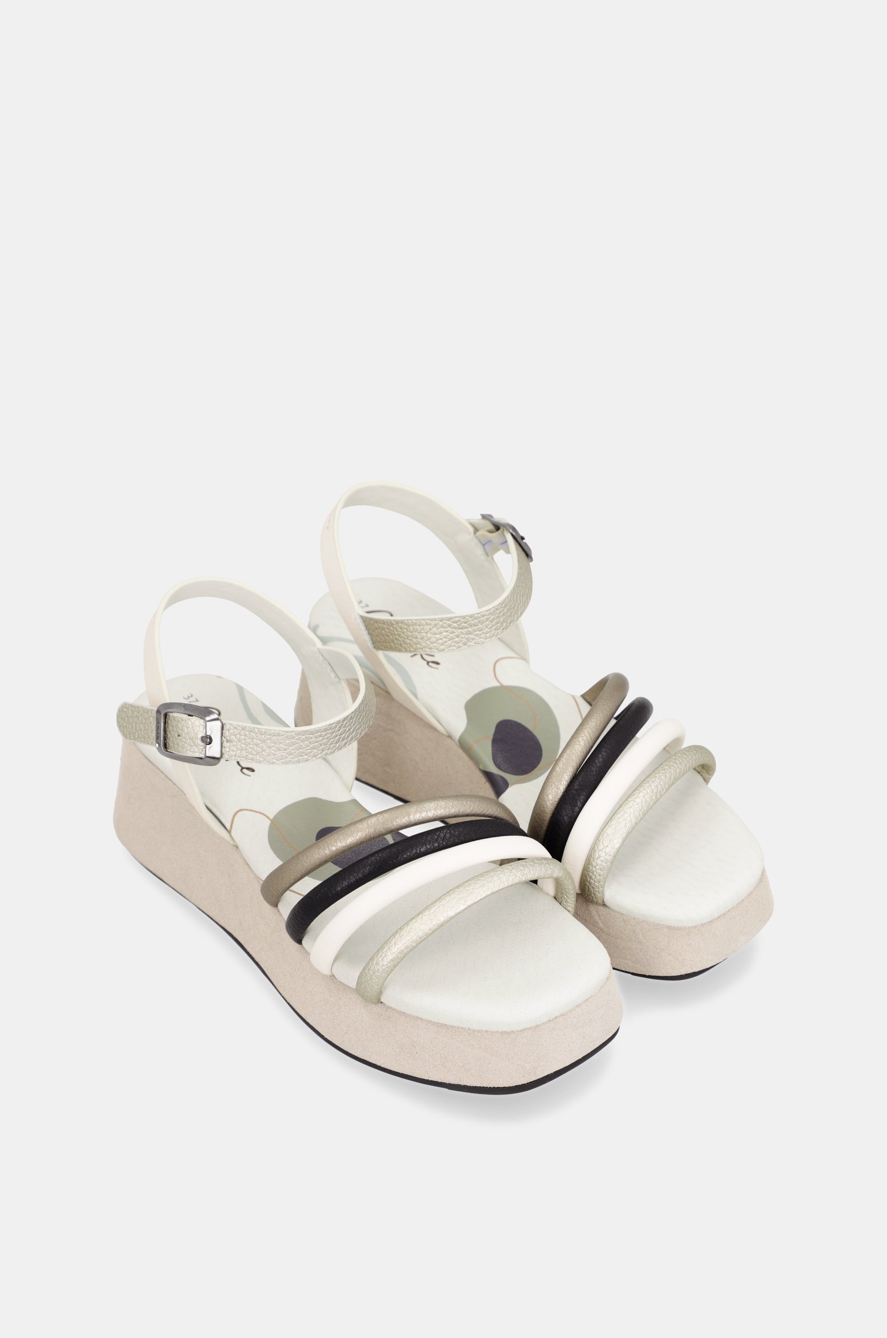 Sandalias con plataforma beige