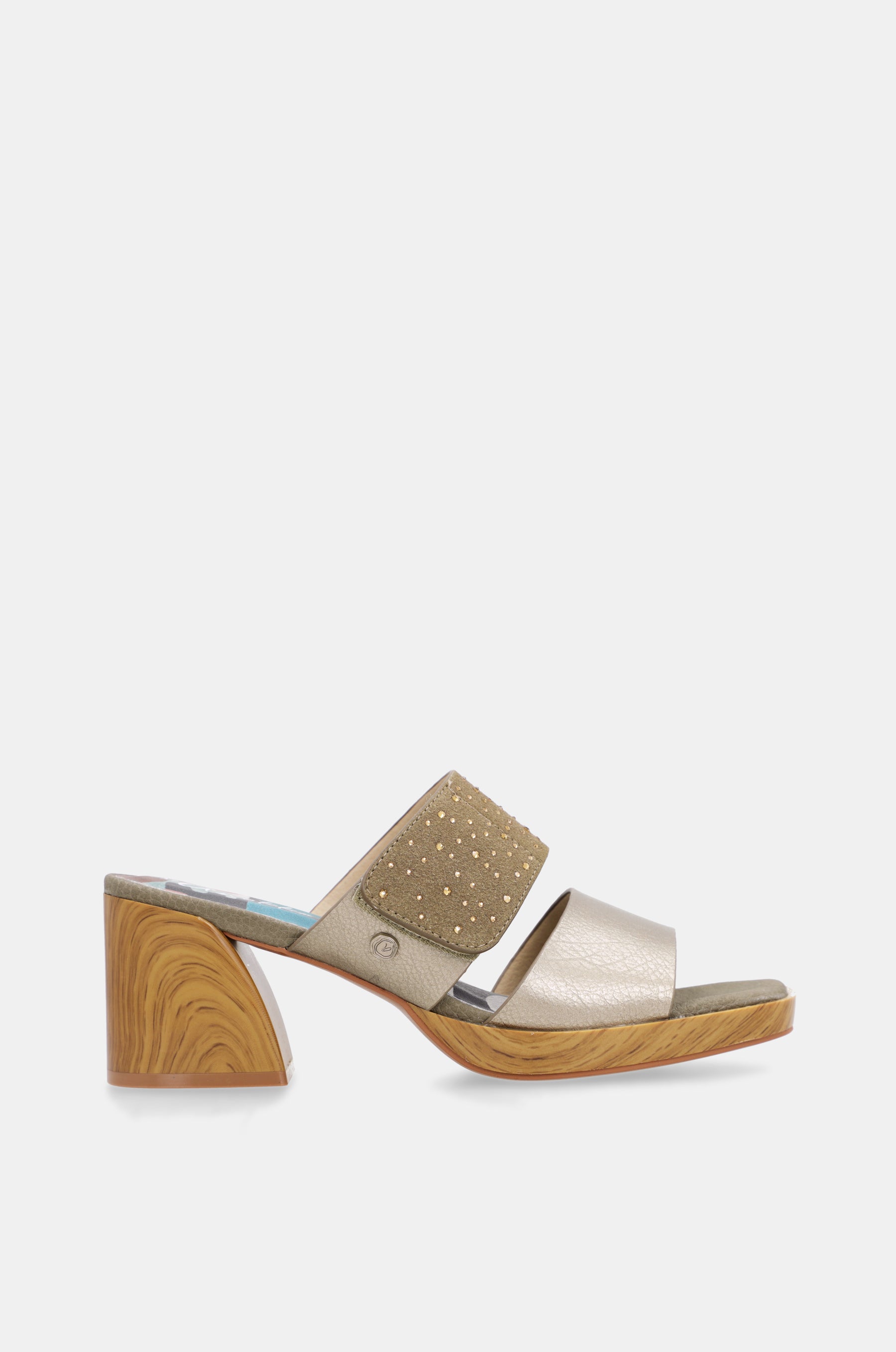 Sandalias con tacón verdes y doradas con strass