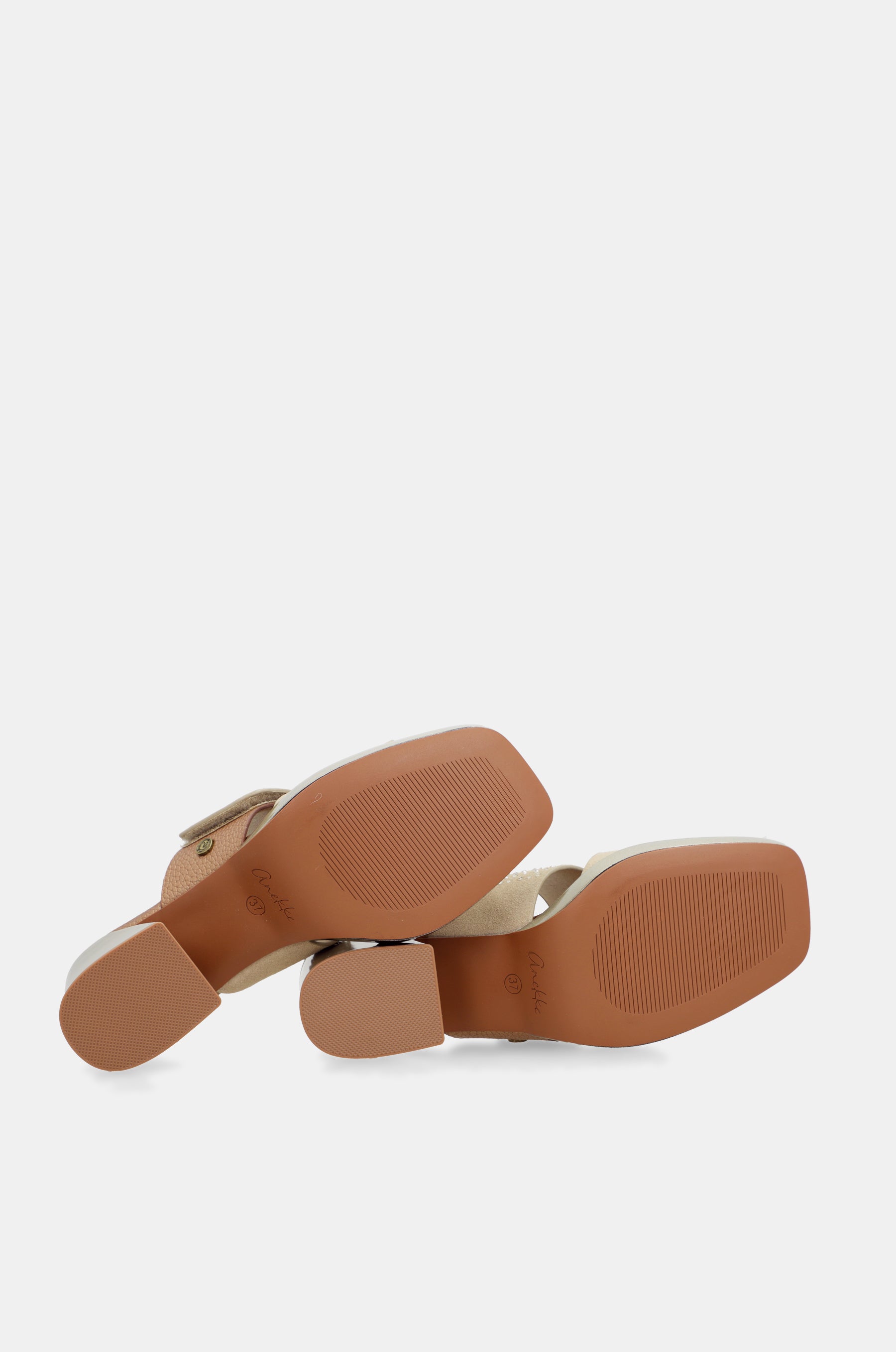 Sandalias con tacón beige con strass