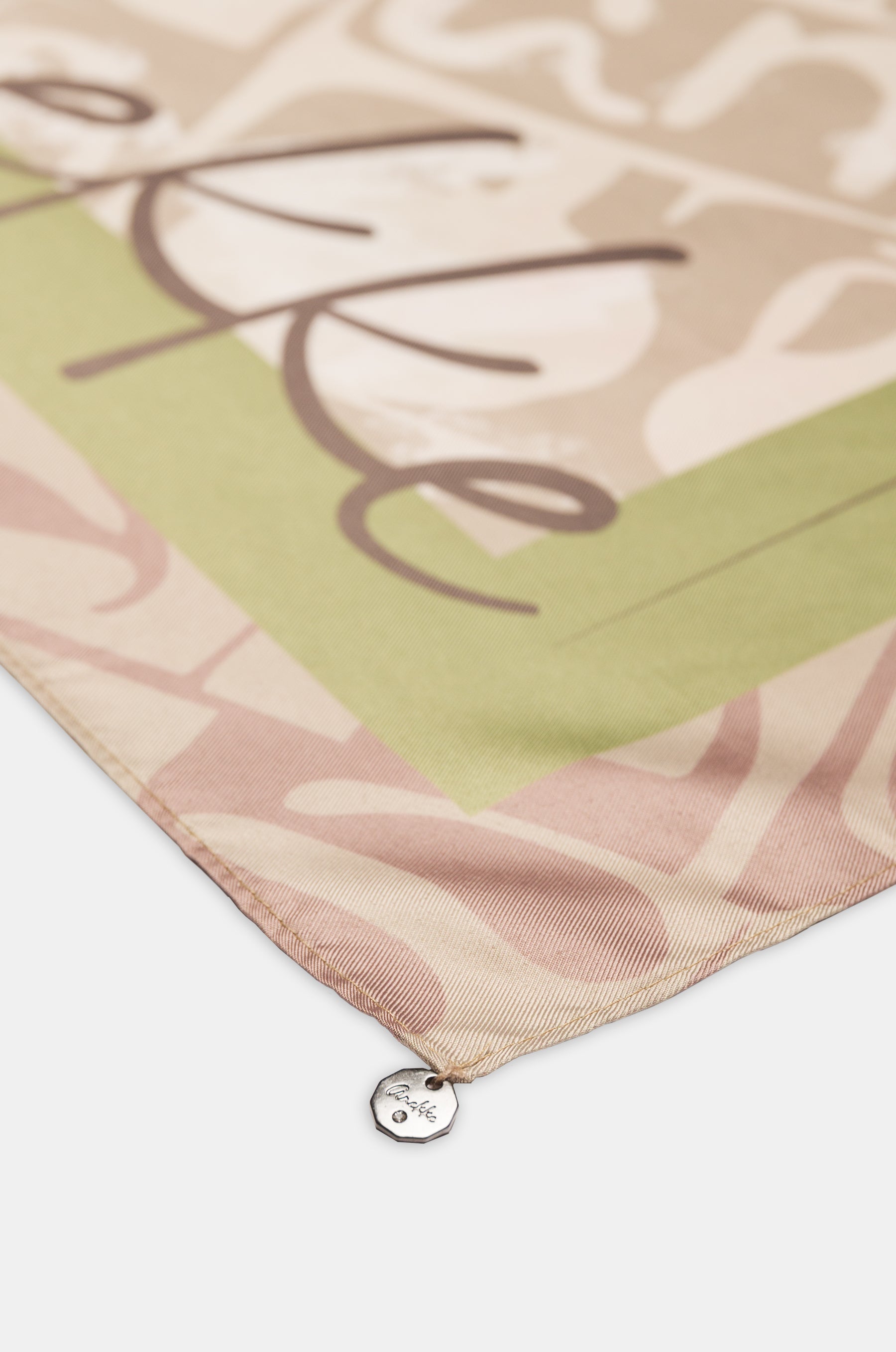 Pañuelo cuadrado estampado Muse