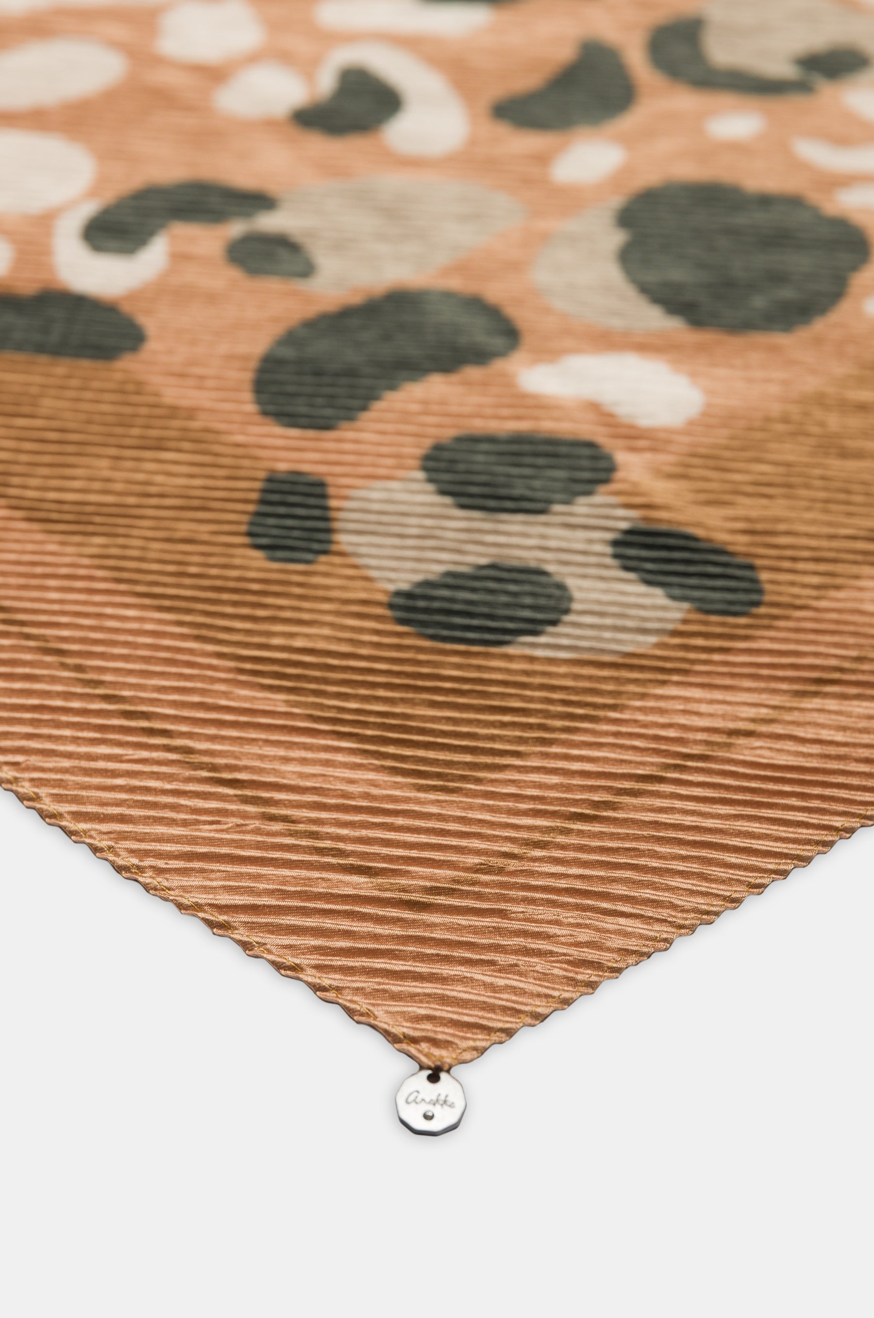 Pañuelo plisado Gaia