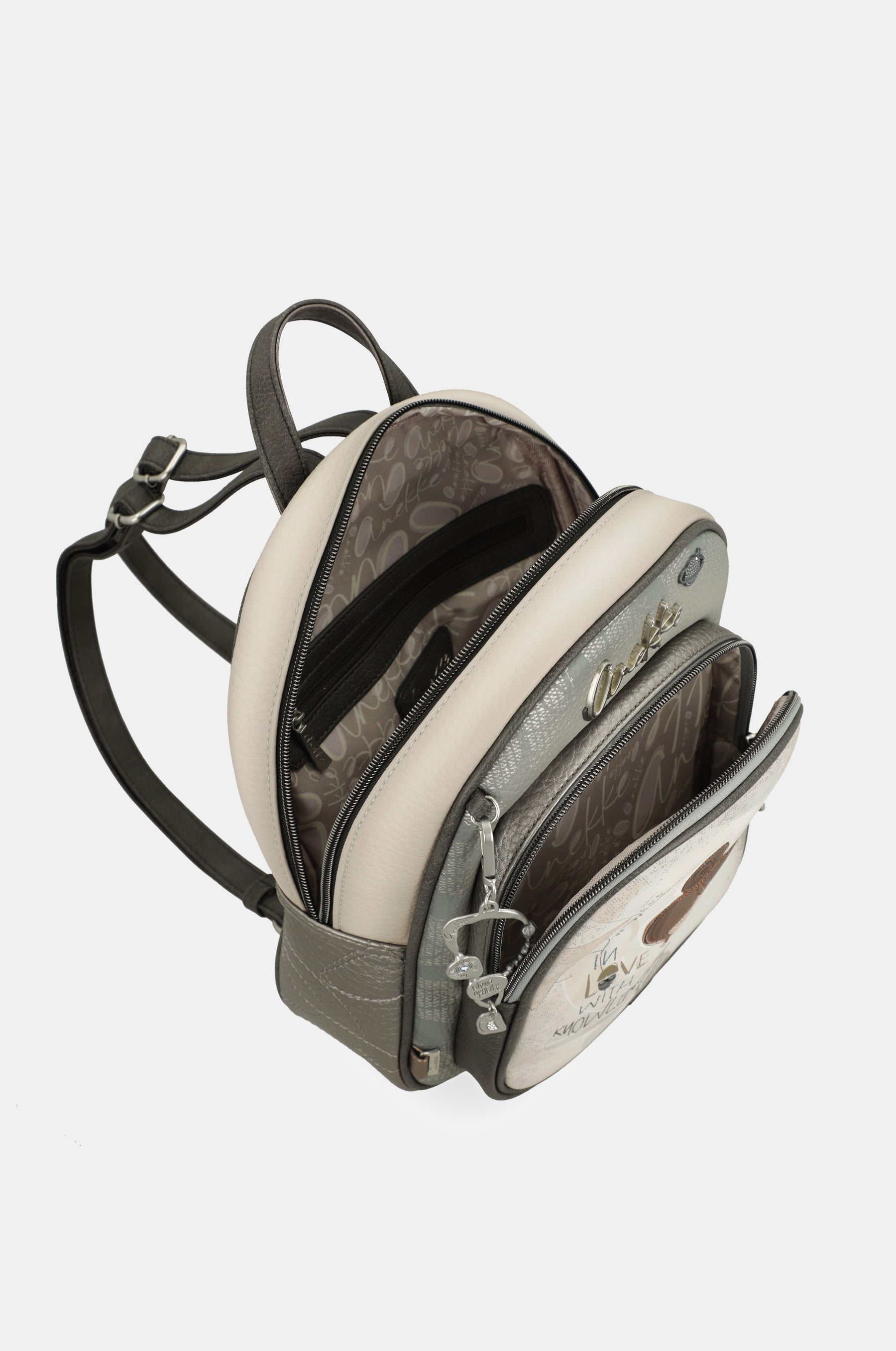 Mochila con bolsillo frontal Sophia