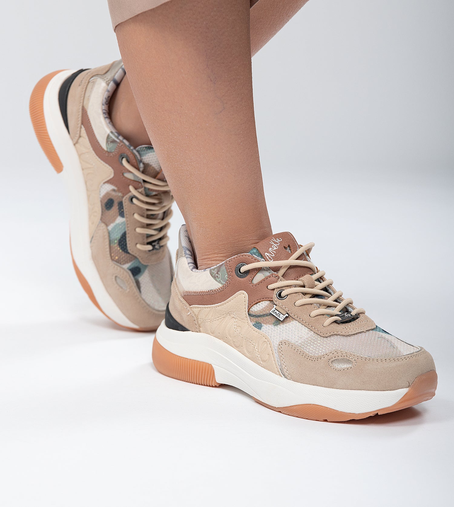 Deportivos rosa Memories