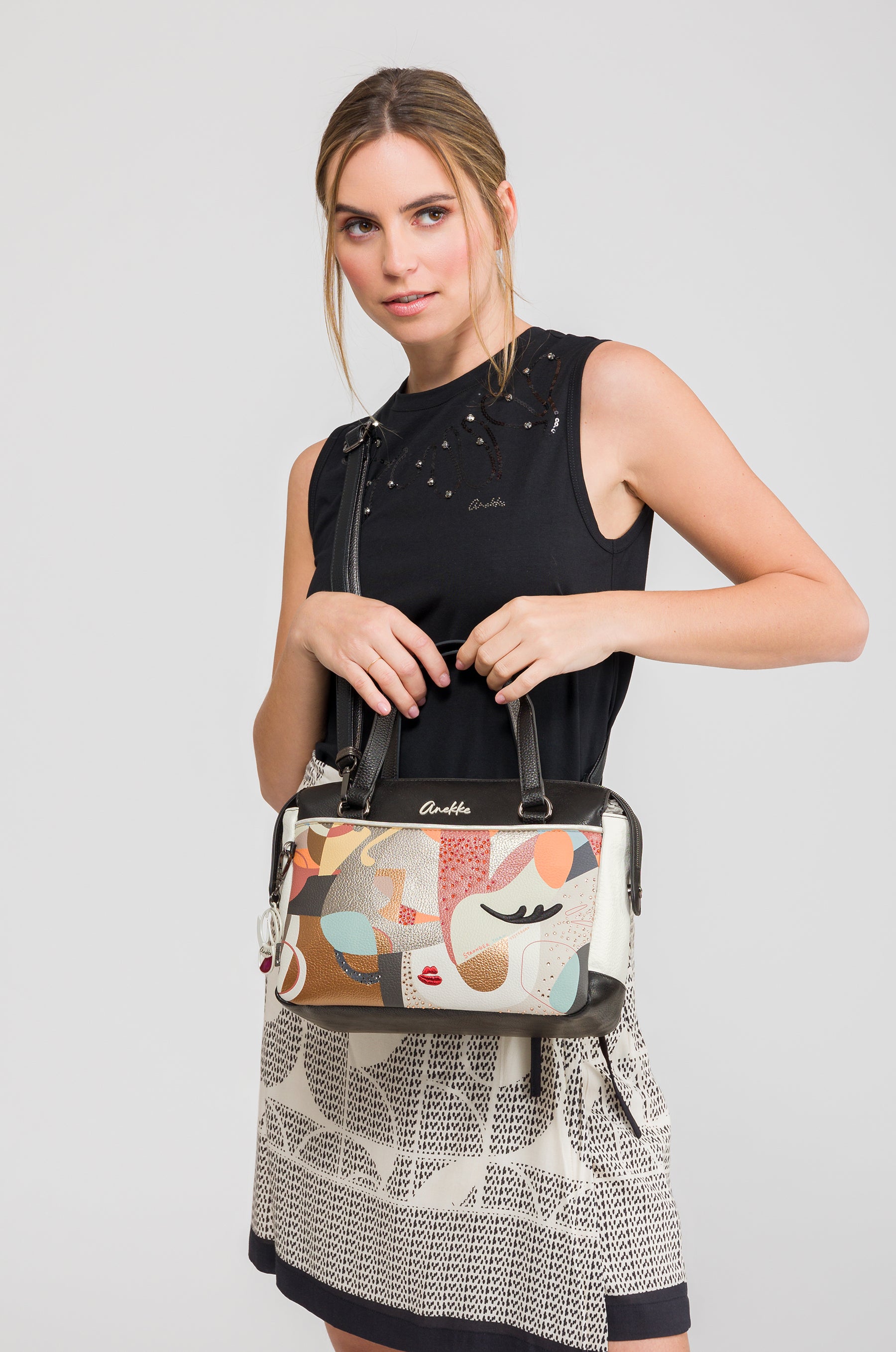 Bolso de asa corta Eikon