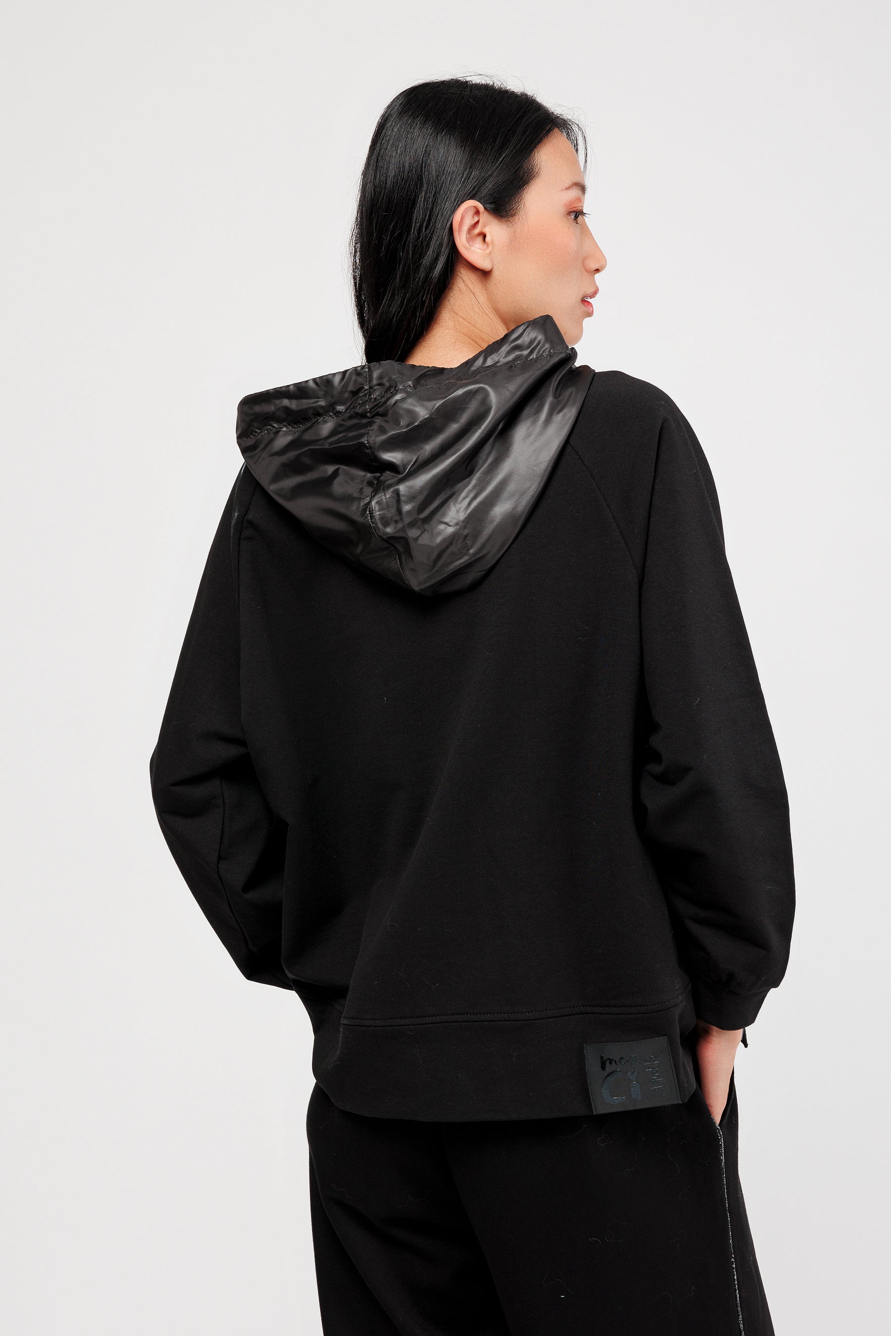 Sudadera con capucha negra Nature Koko
