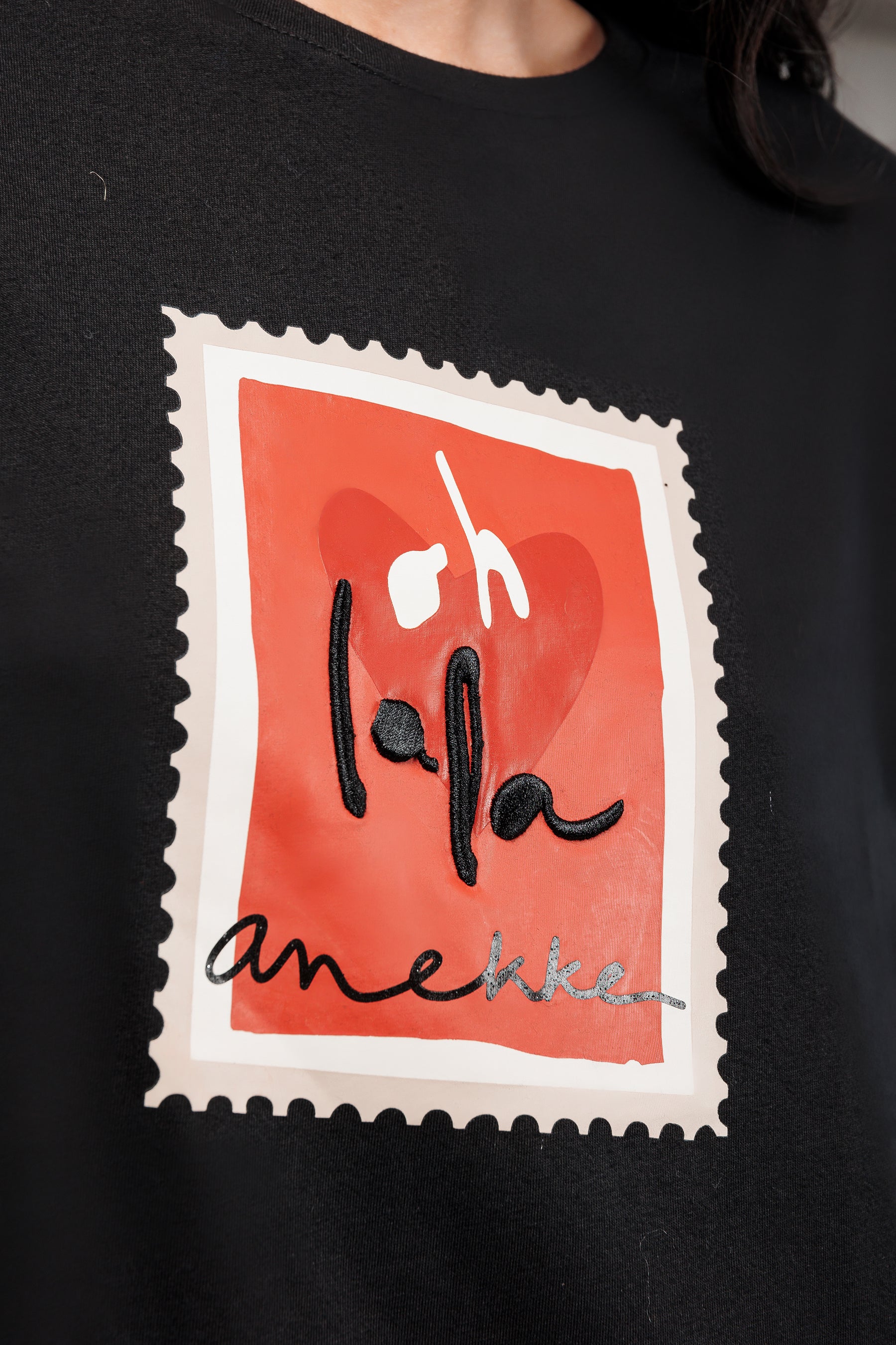 Camiseta manga corta negra Mademoiselle