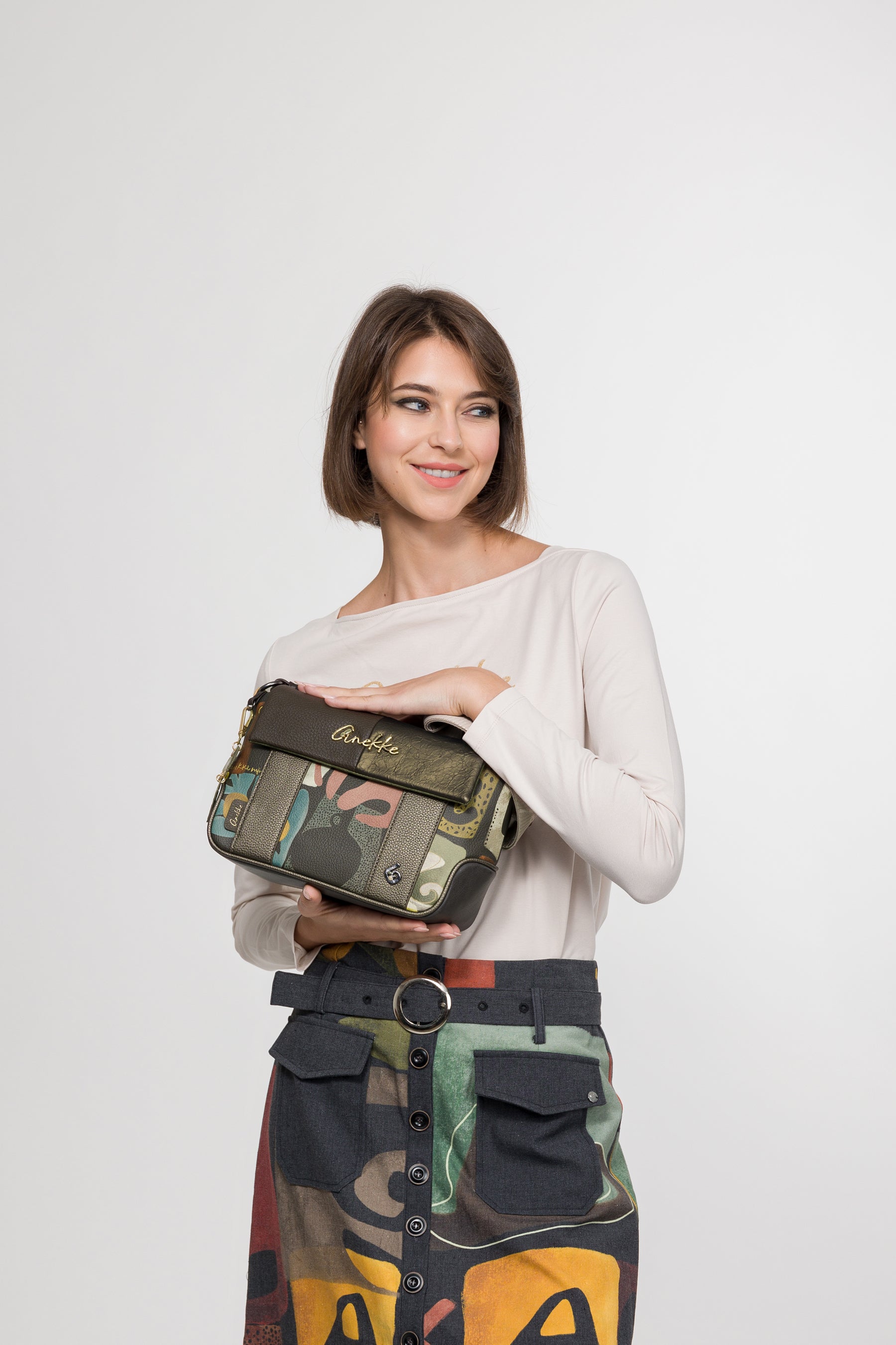 Bandolera con solapa estampada Amphora