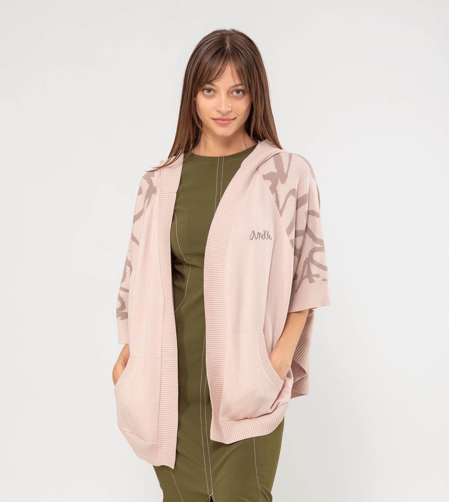 Chaqueta estilo poncho beige