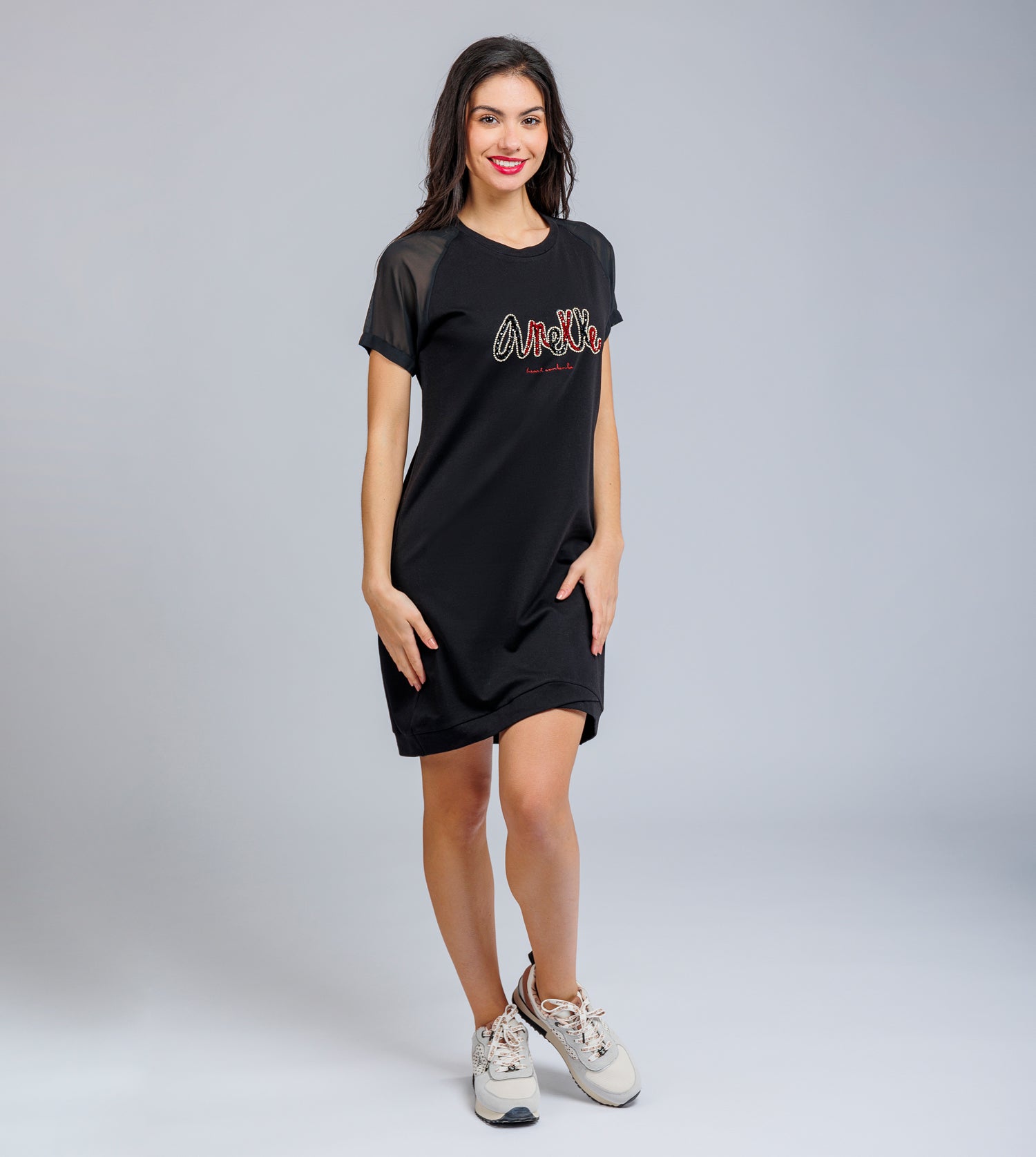 Vestido manga corta negro