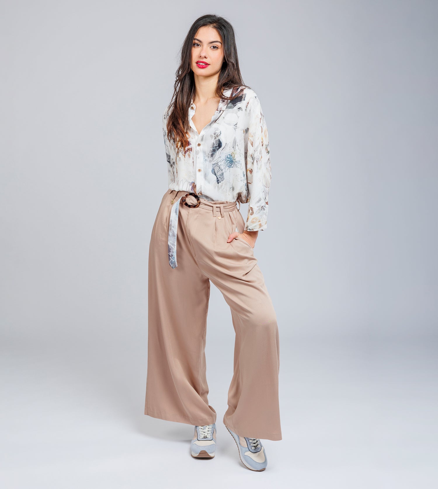 Pantalones taupe