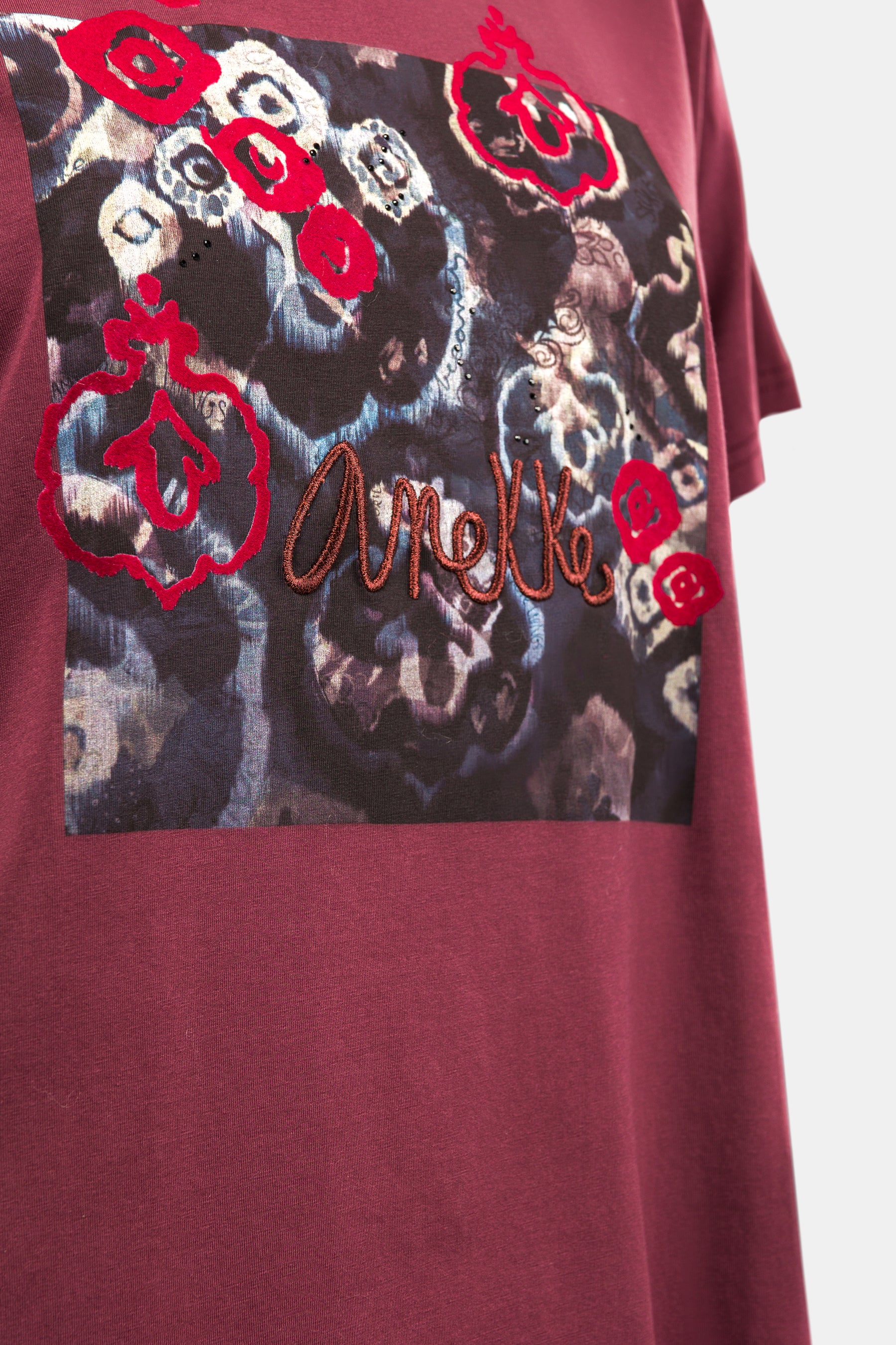 Camiseta manga corta burdeos Manifesto