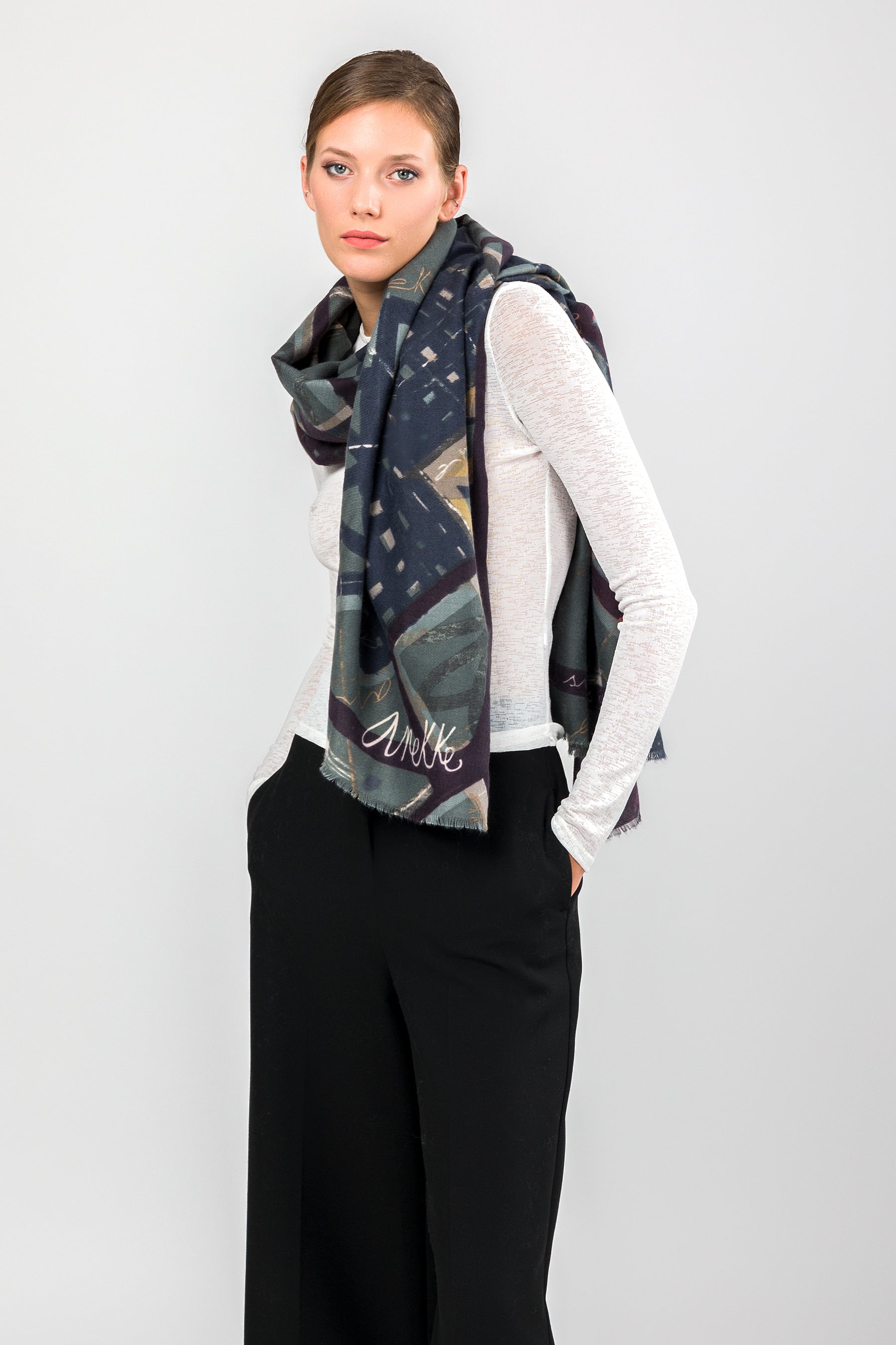Pashmina azul estampada
