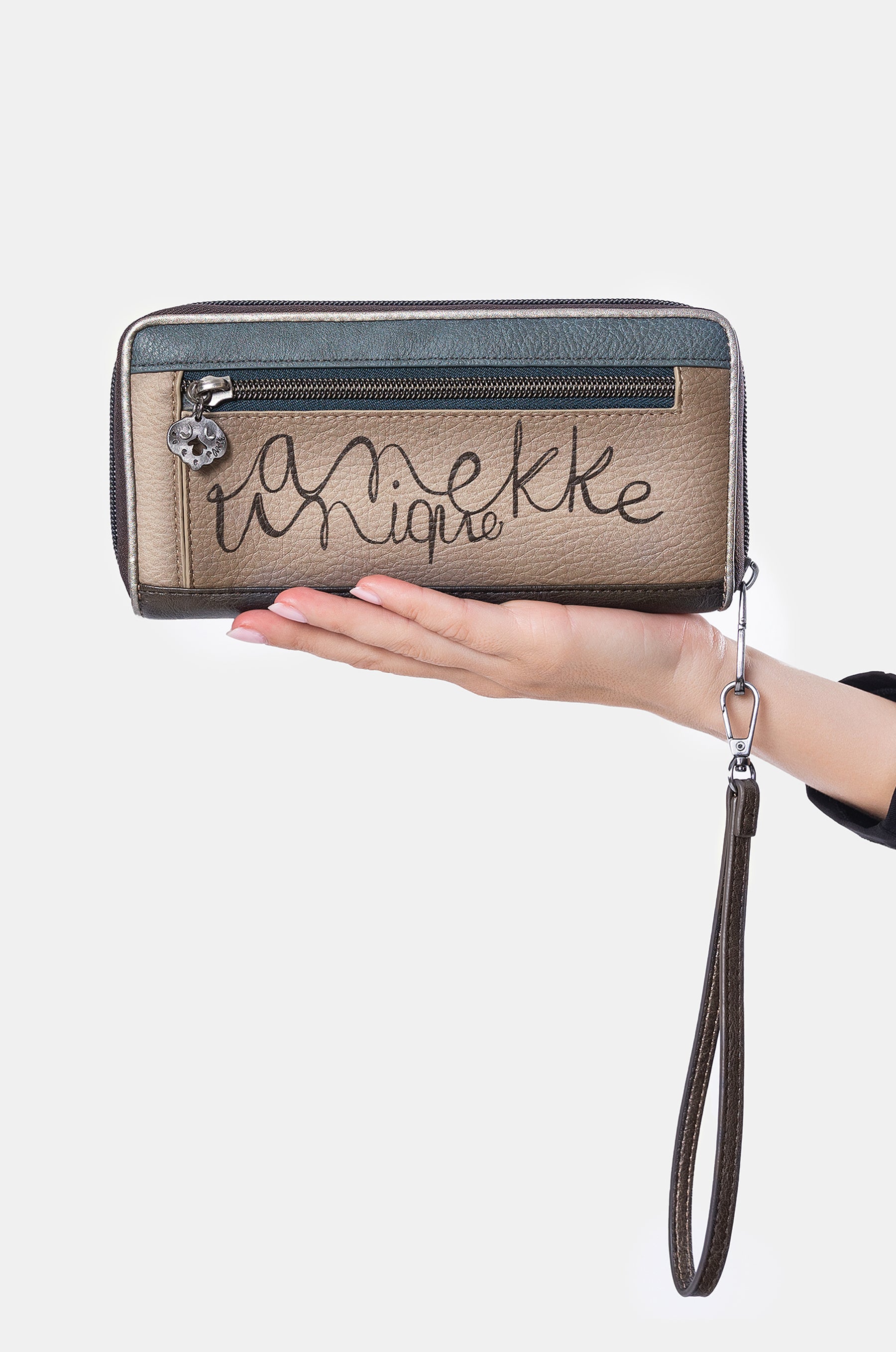 Billetero grande estampado RFID Manifesto