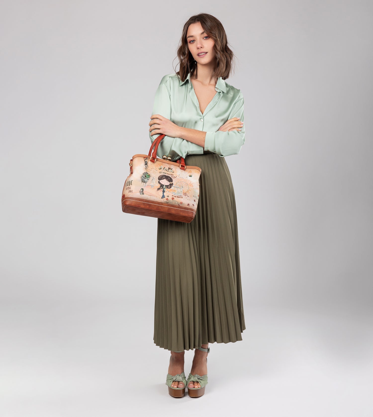 Bolso de boquilla Peace & Love Camel