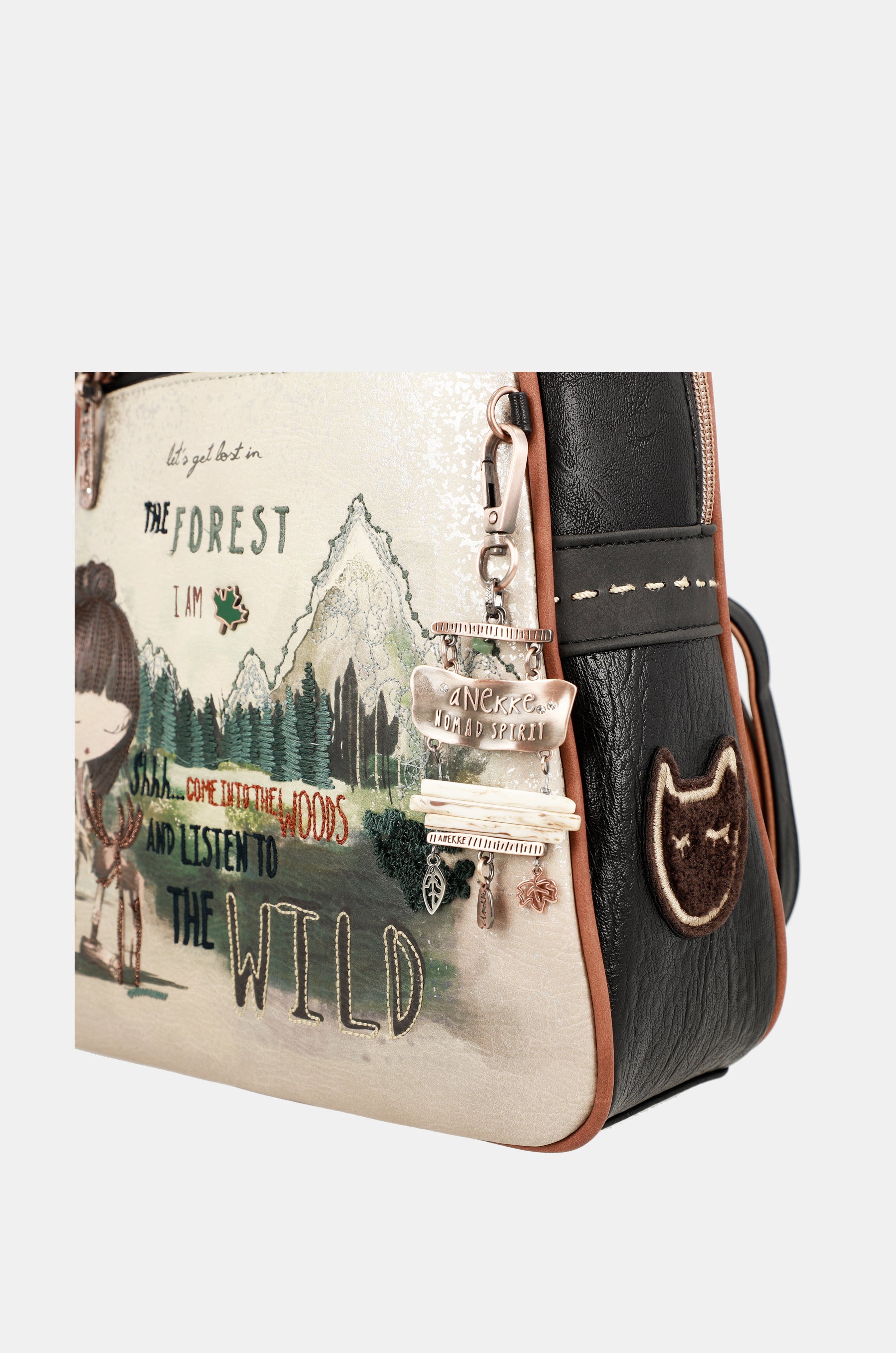 Mochila triangular The Forest