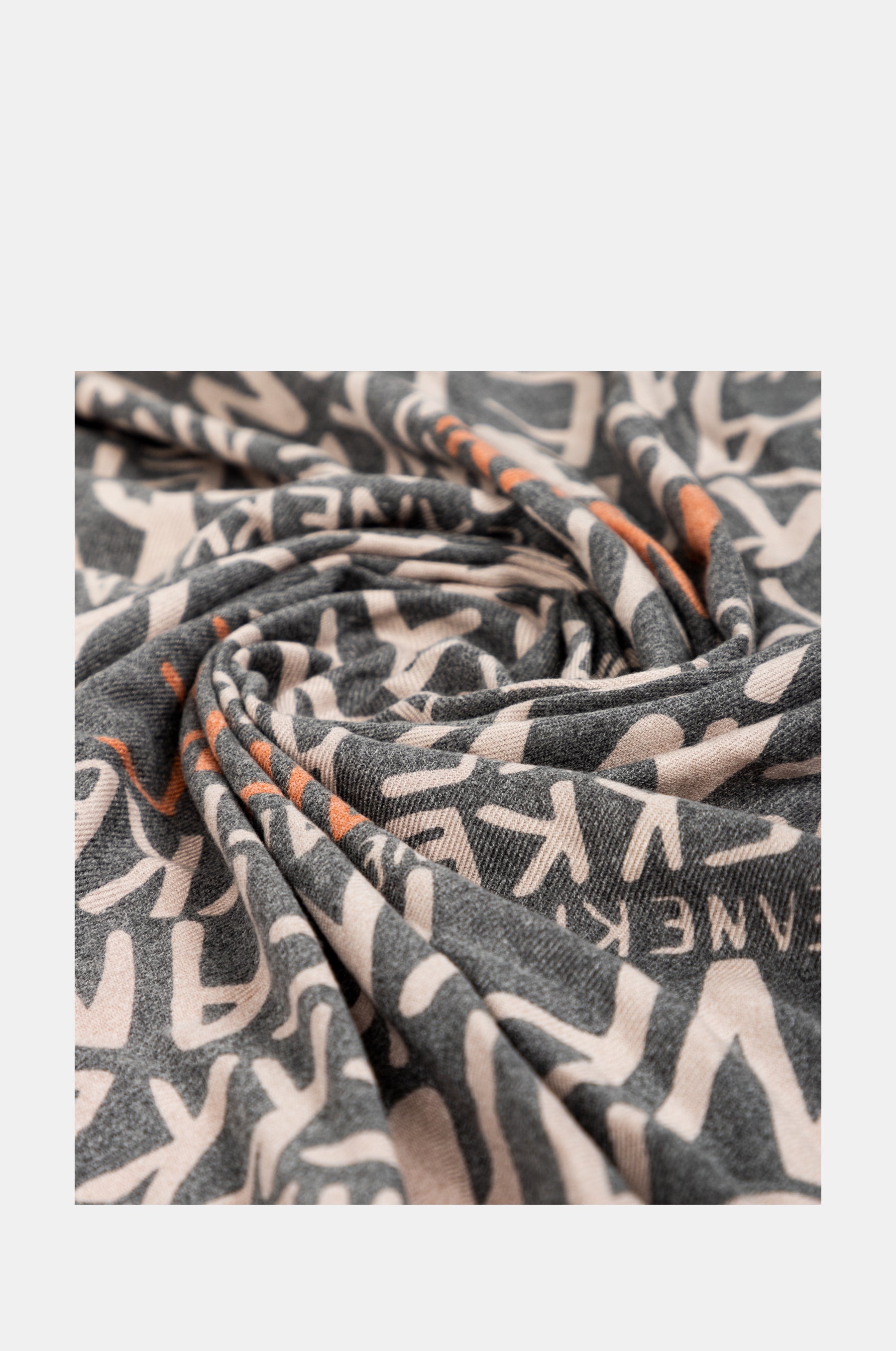 Pashmina logo marrón