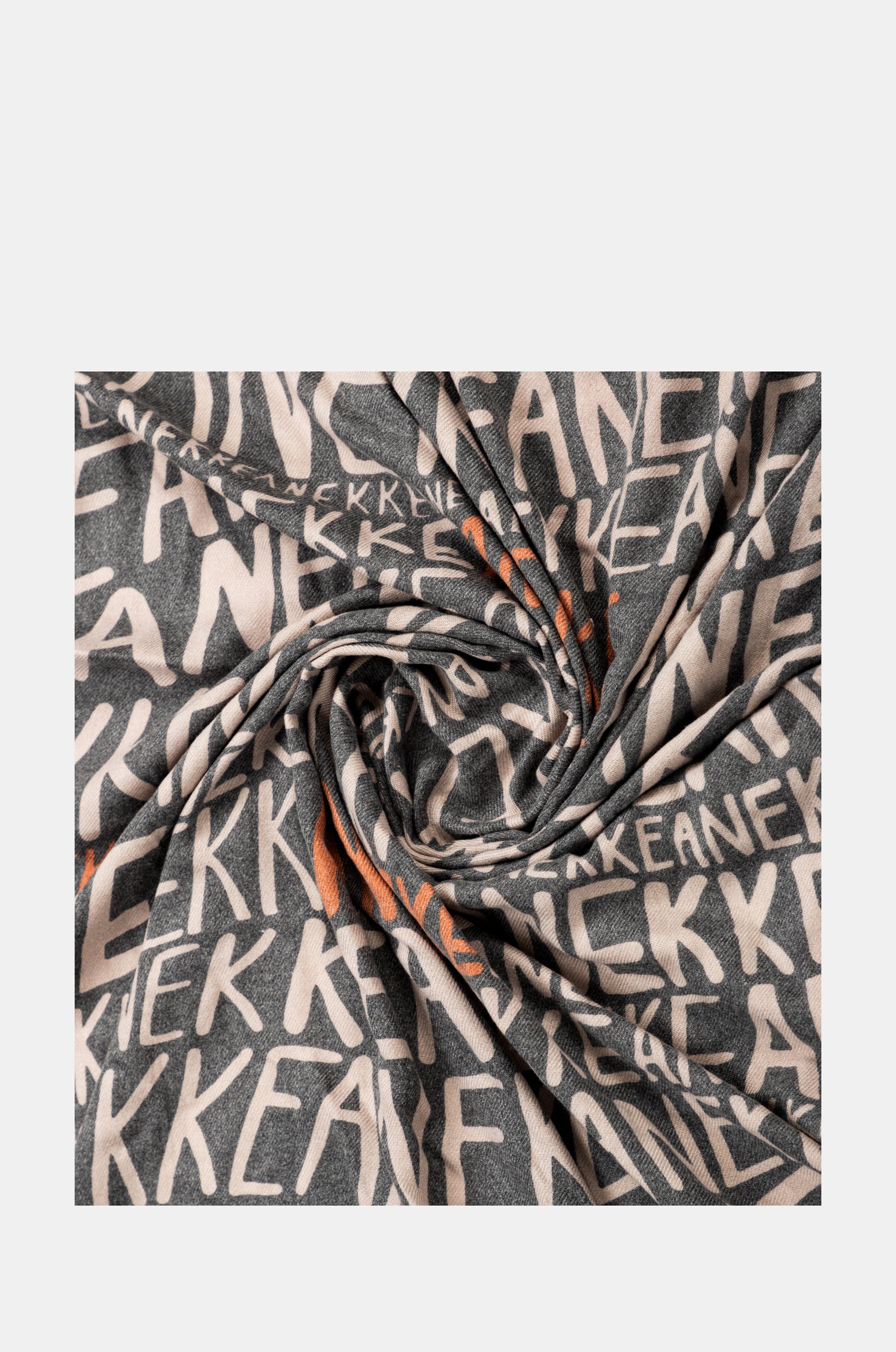 Pashmina logo marrón