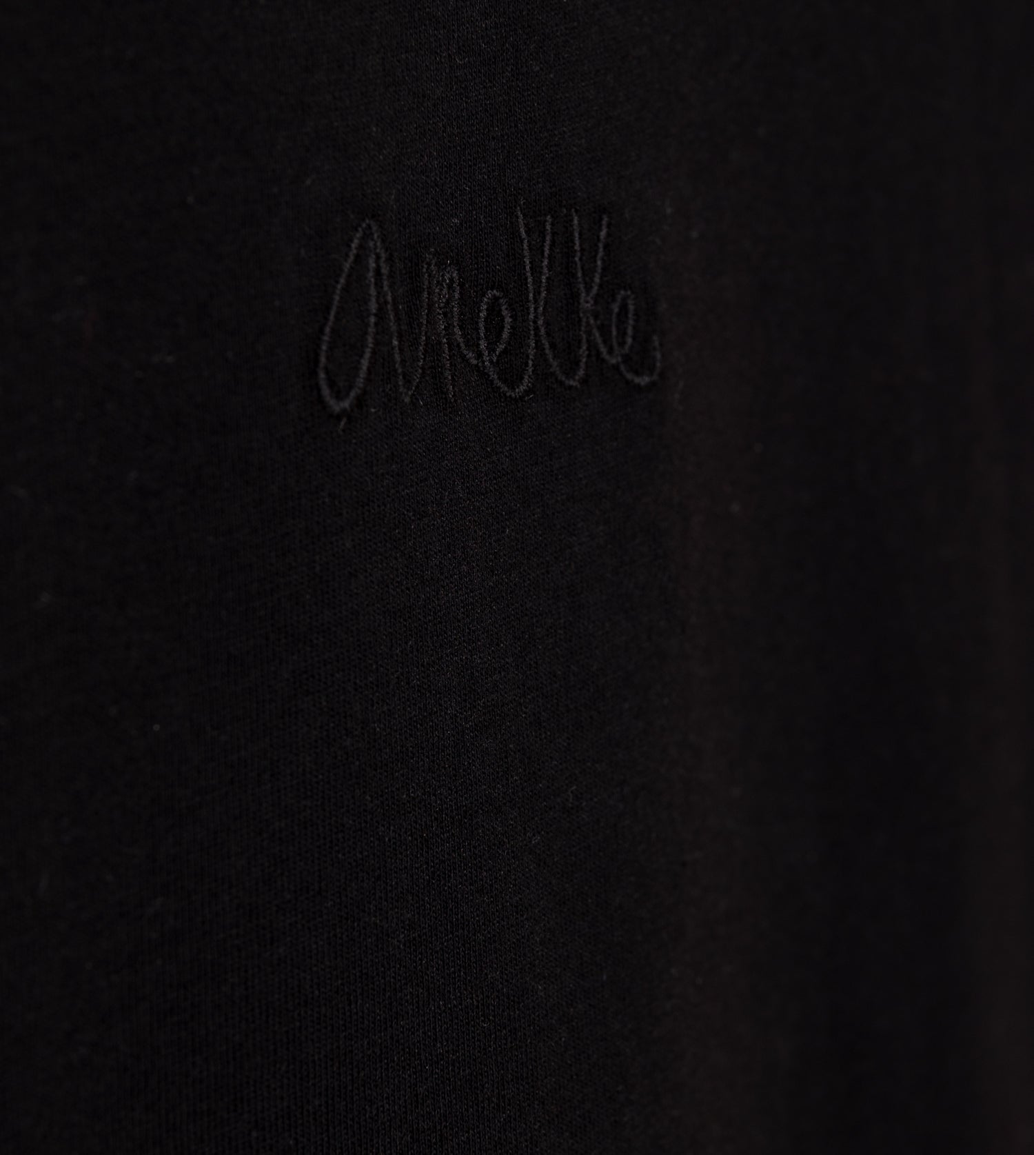 Camiseta sin mangas negra Anekke