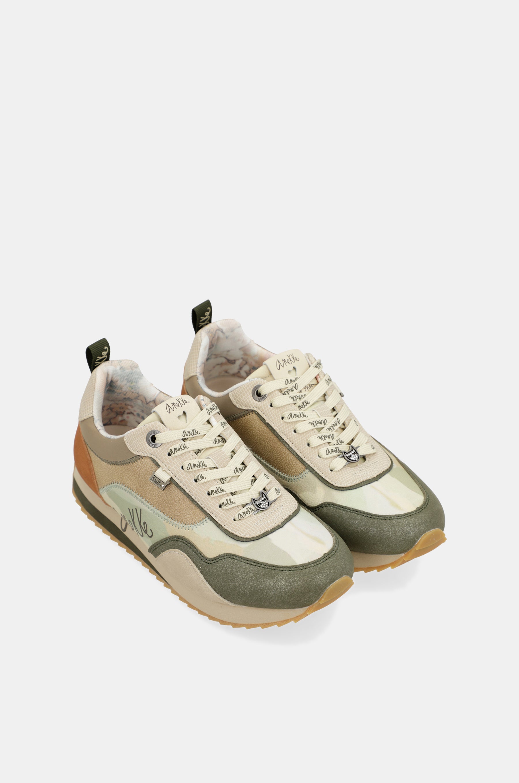 Deportivos multicolor