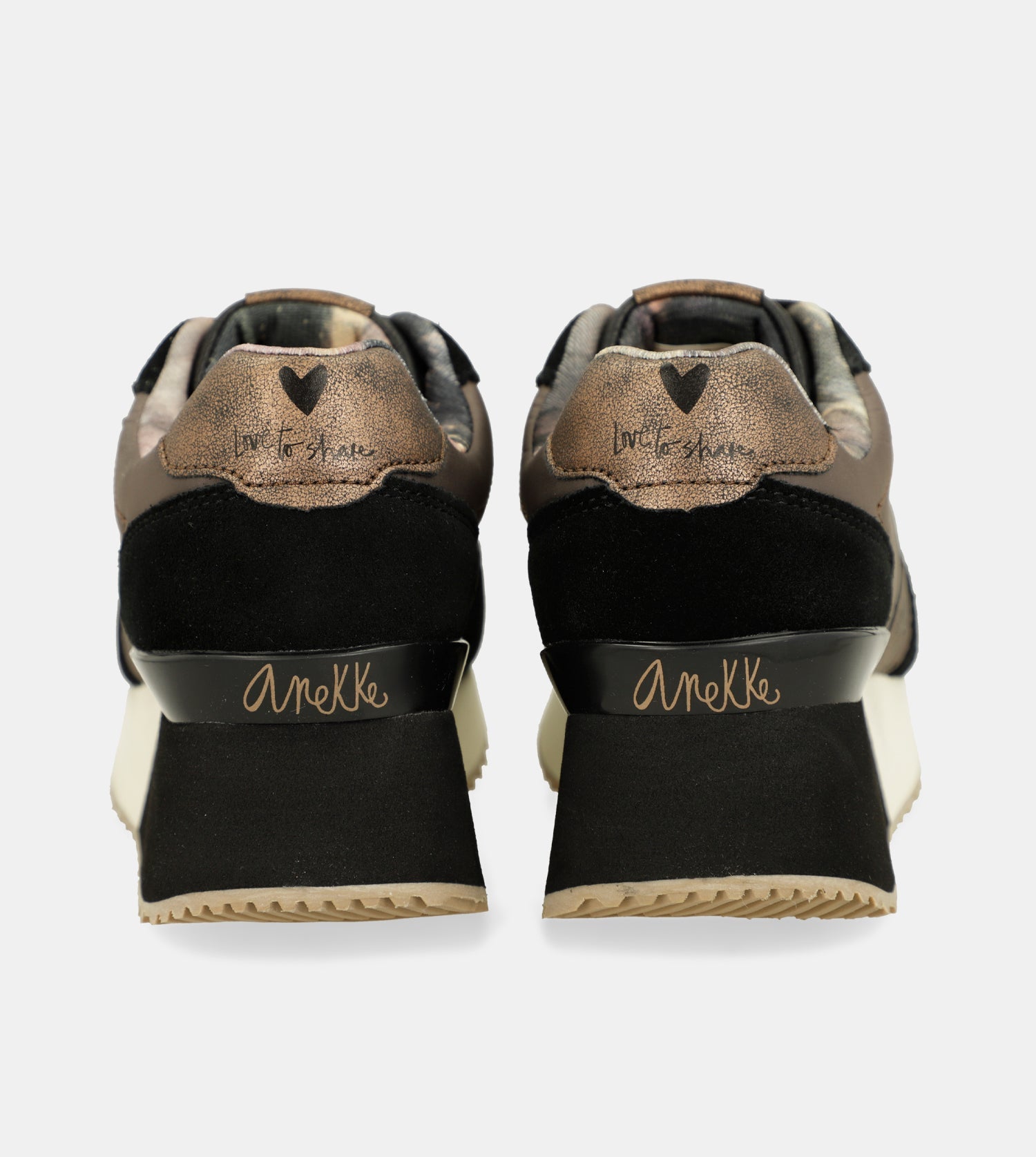 Deportivo marrón Urban